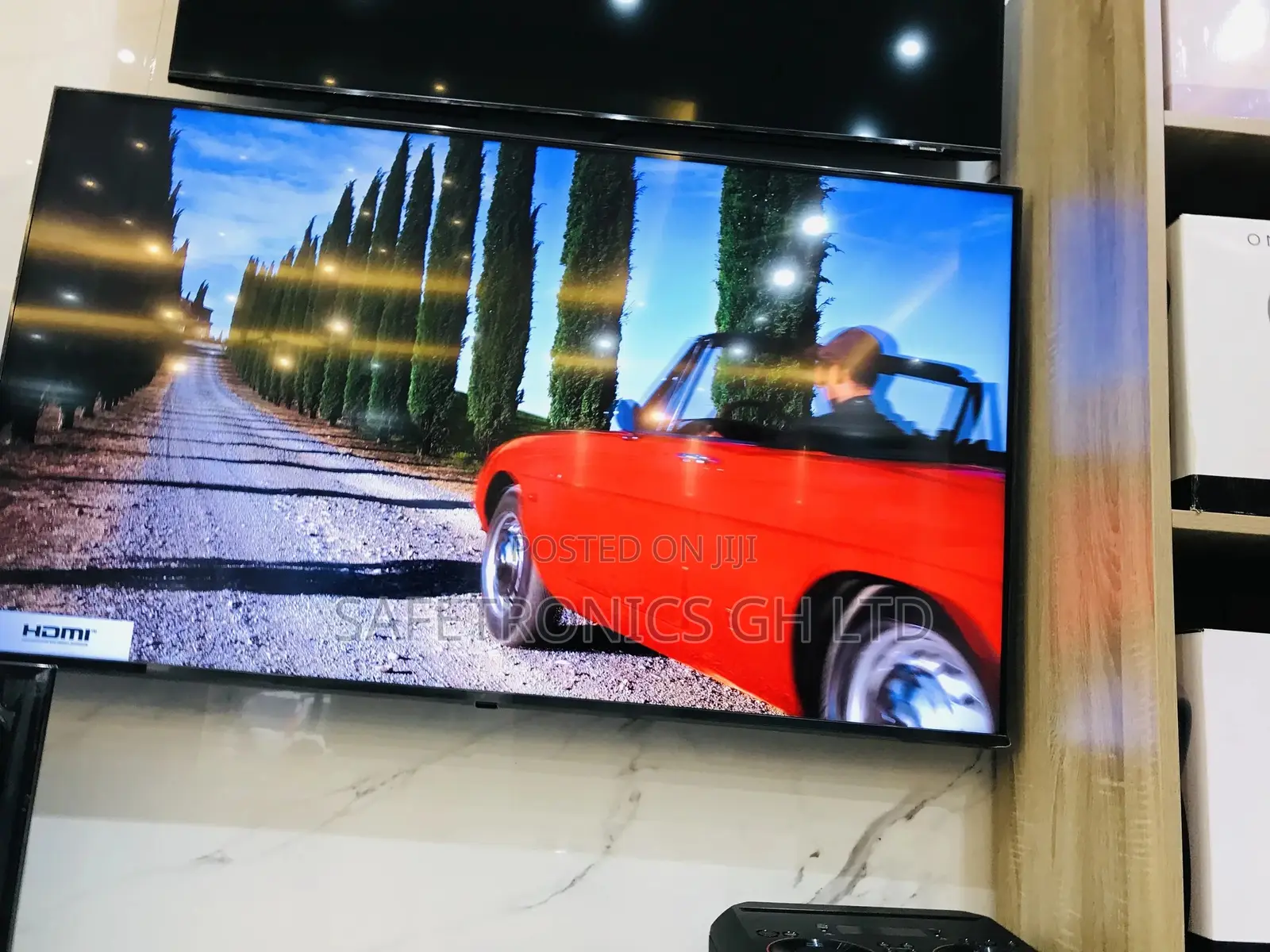 Best Sales on Lg UQ81 65 Inches Glossy LED Tv