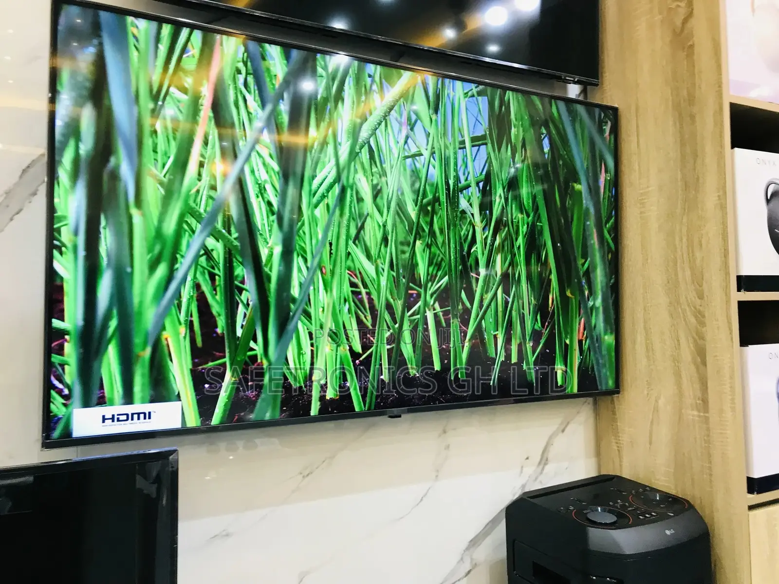Smart NANO813 50 Inches Glossy LED 
