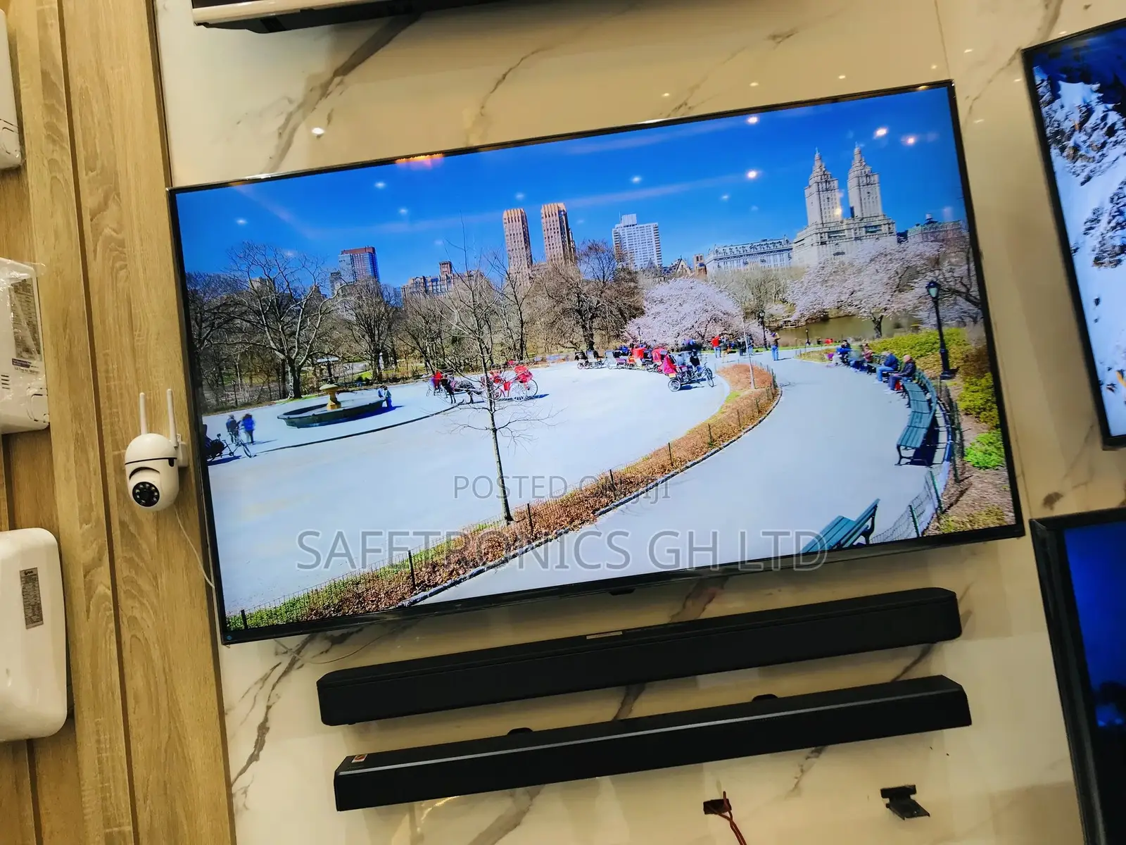 Samsung UHD Essential Glossy LED 85 Inches BU