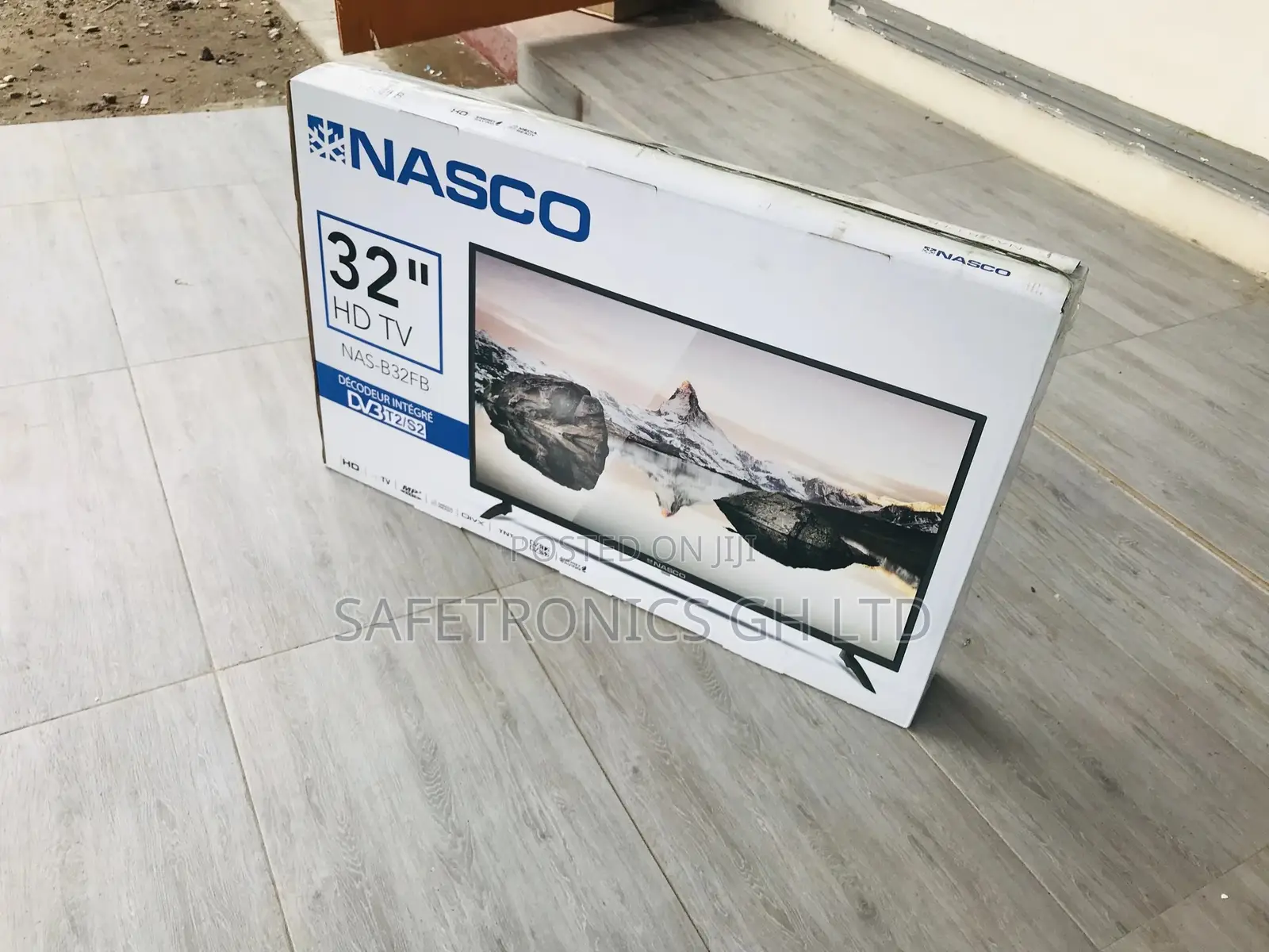 Adjustable Nasco 32 Inches Glossy LED