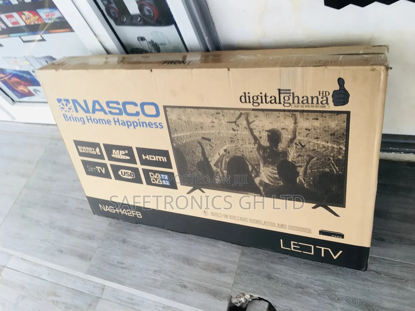 Essential New 42 Inches Glossy LED Nasco