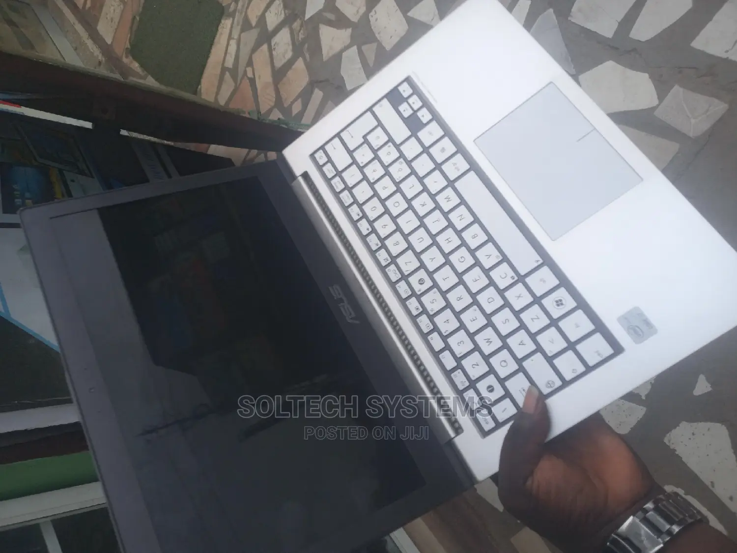 Laptop Asus UX305CA 8GB Intel Core i7 SSD 256GB