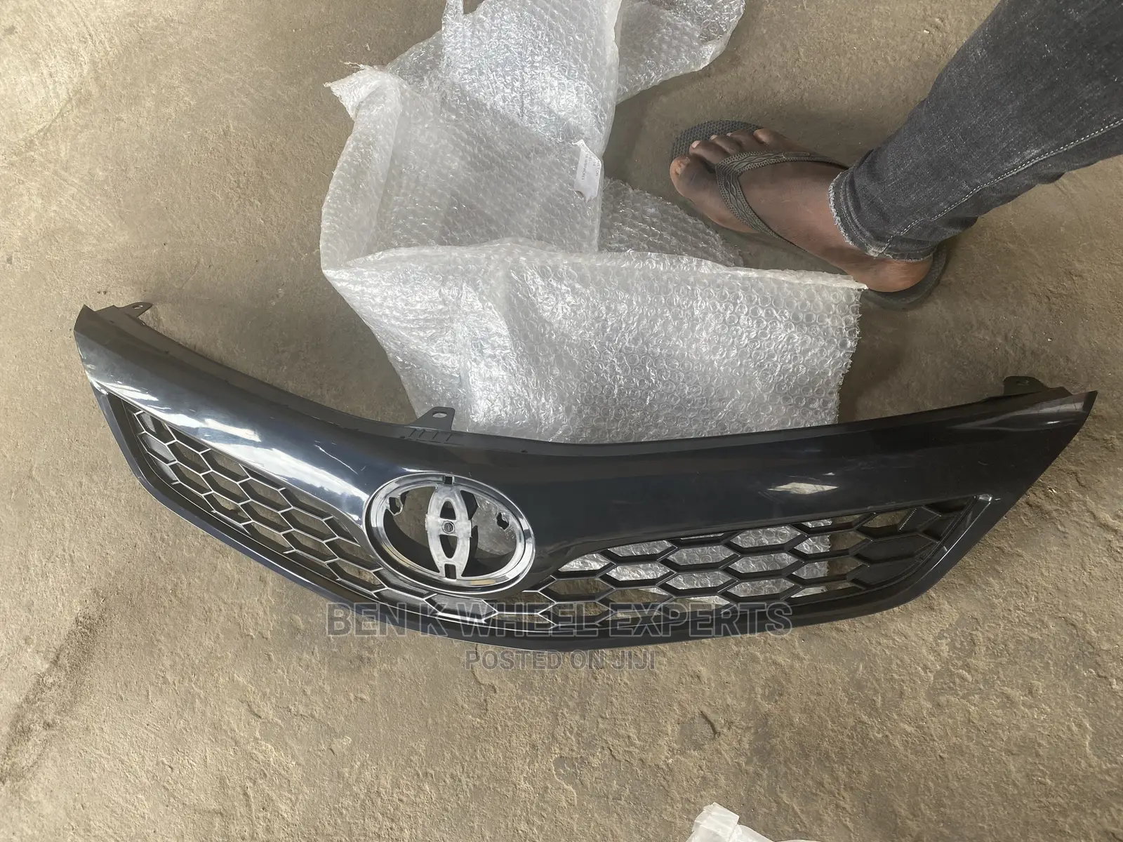 Toyota Camry Spider Front Shells/Grille.