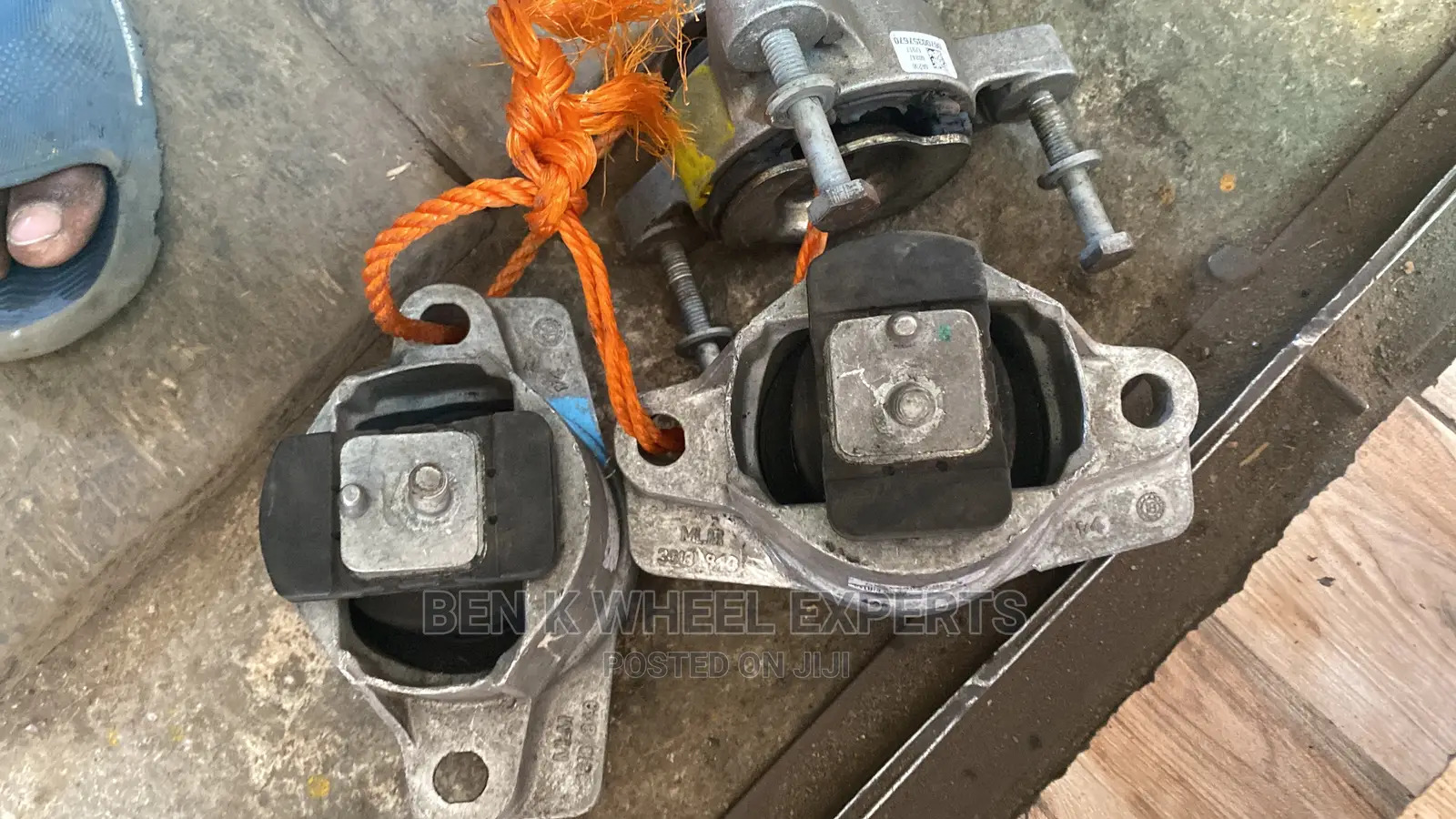 Range Rover Velar Engine Seat