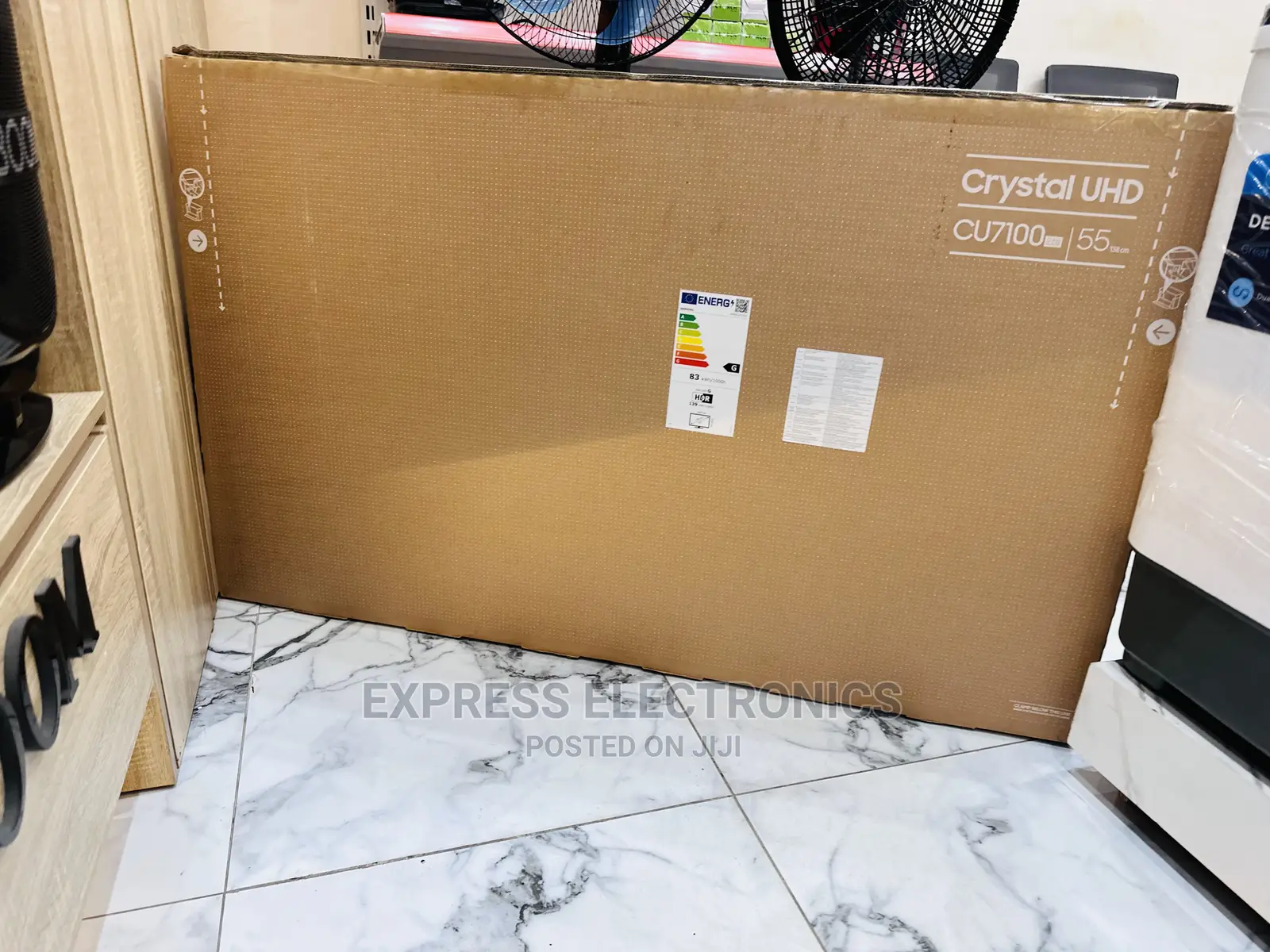 High Brightness UHD Smart Samsung Cu7172 55” Tv