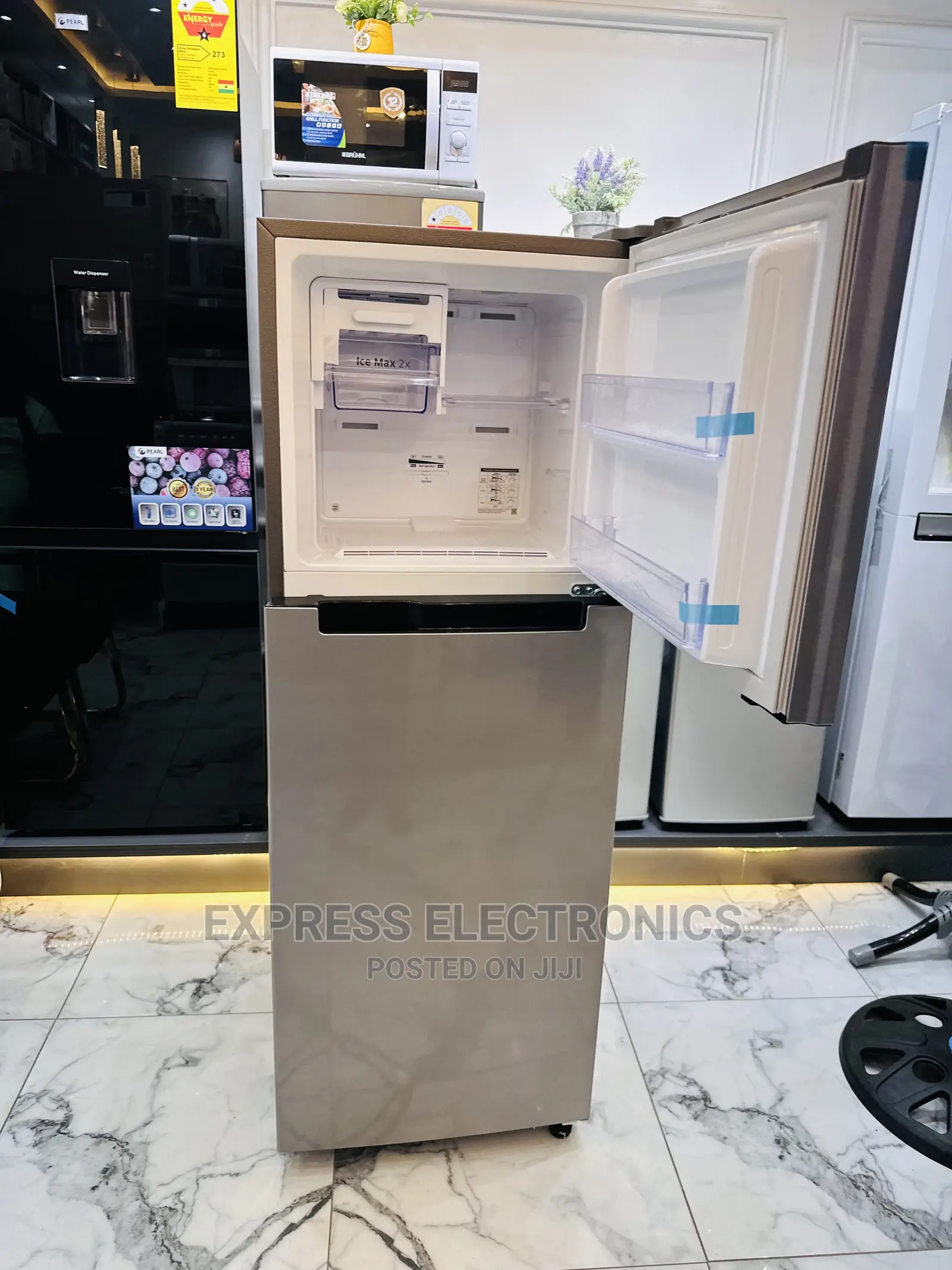 RT28 Samsung Double Door Top Freezer Fridge Grey Color