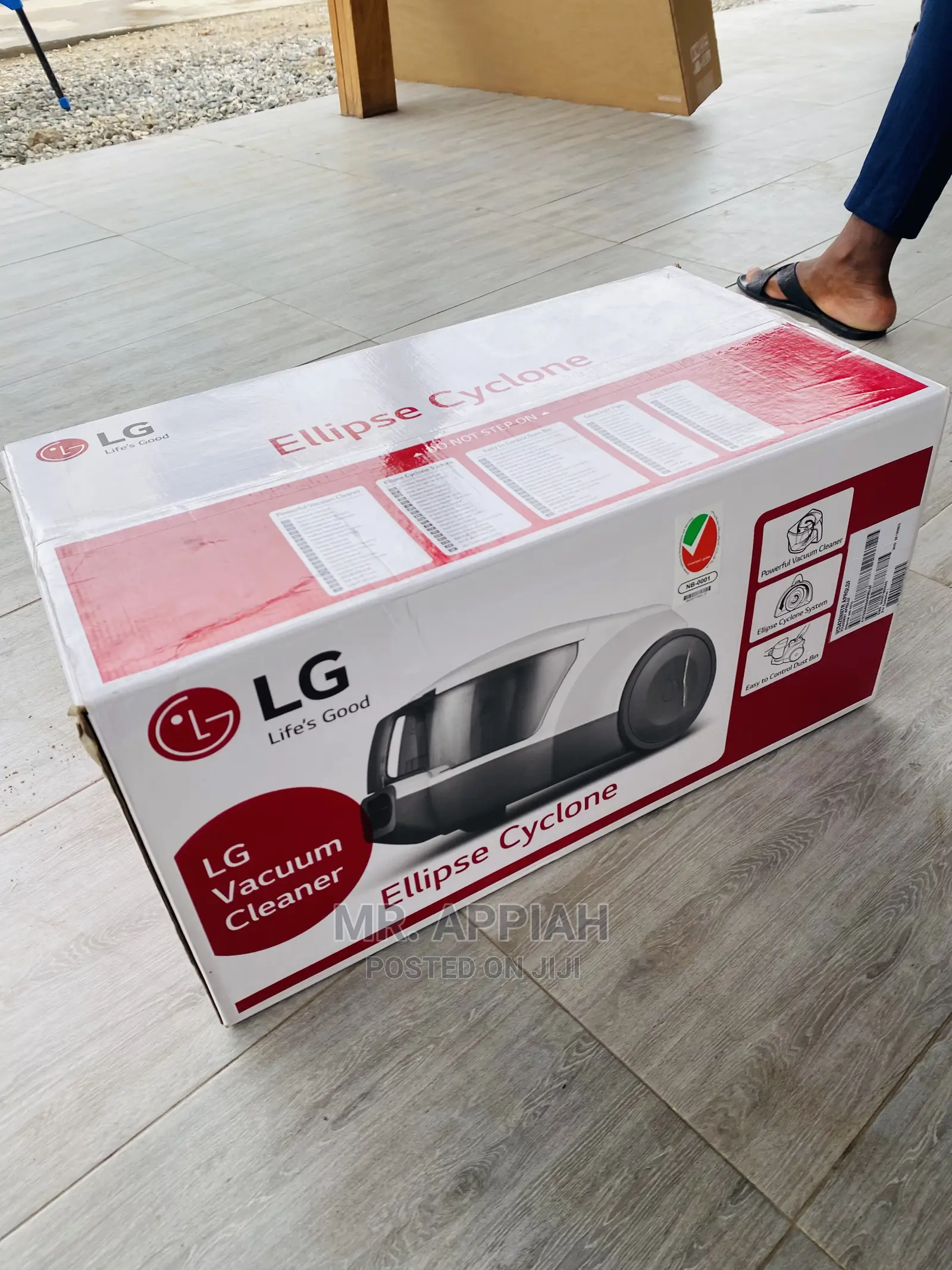 Original VC5420NNTR LG(2000watt)Vacuum Cleaner(Red) 
