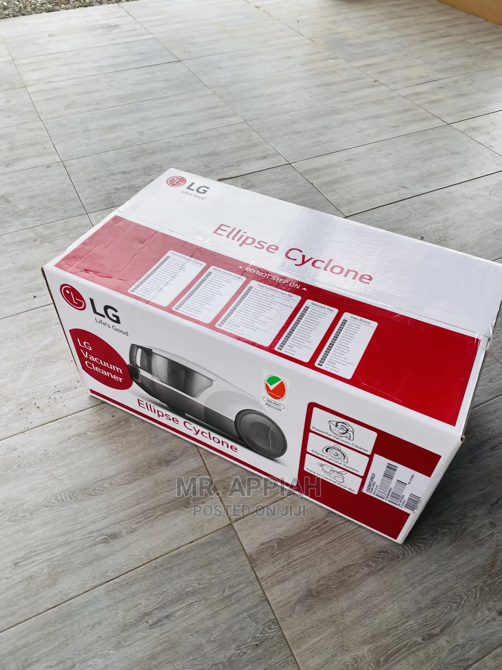 Fresh in Box  LG 2000watt Vacumm Cleaner(VC5420NNTR) 