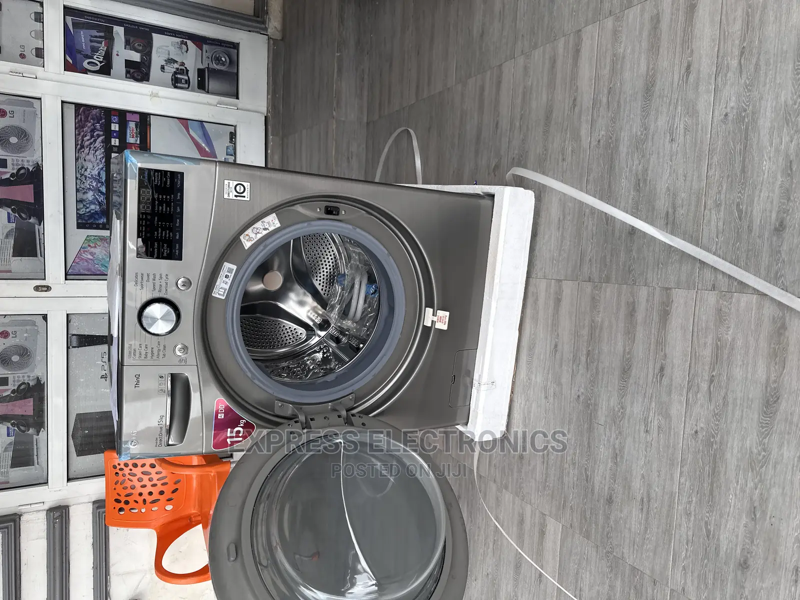 Steam Wash  LG 15kg Front Load F0L9DYP2S Sliver Color