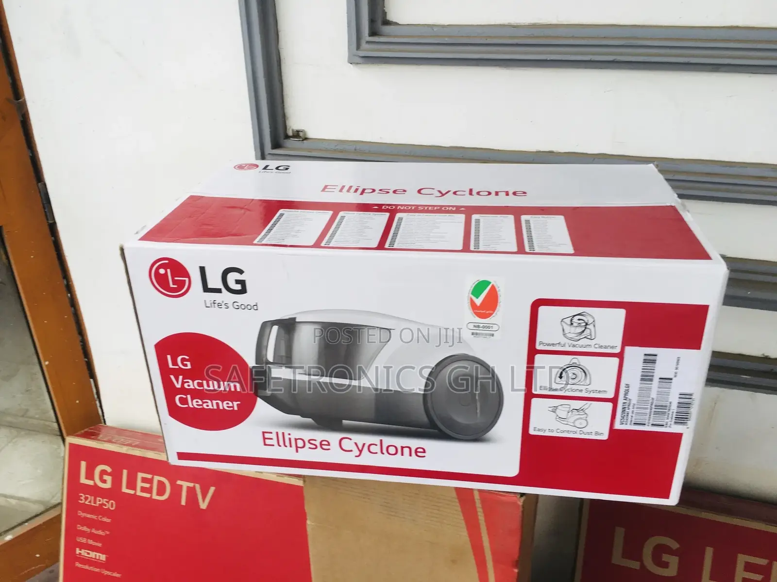 Essential Lg 2000w Vc5420nntr Vacuum Cleaner 