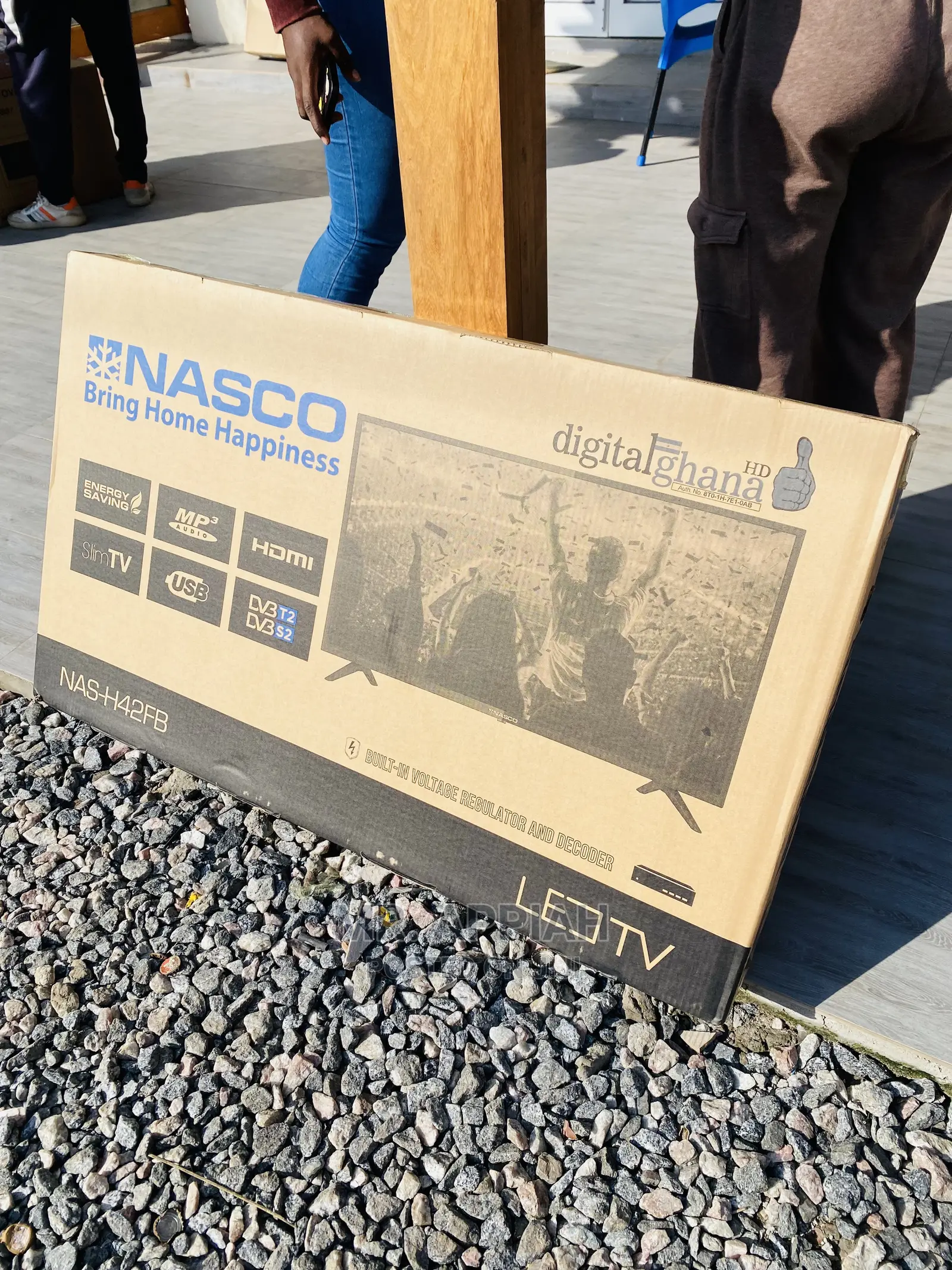 Adorable  Nasco 42” Digital Satelite LED Tv on Sale 