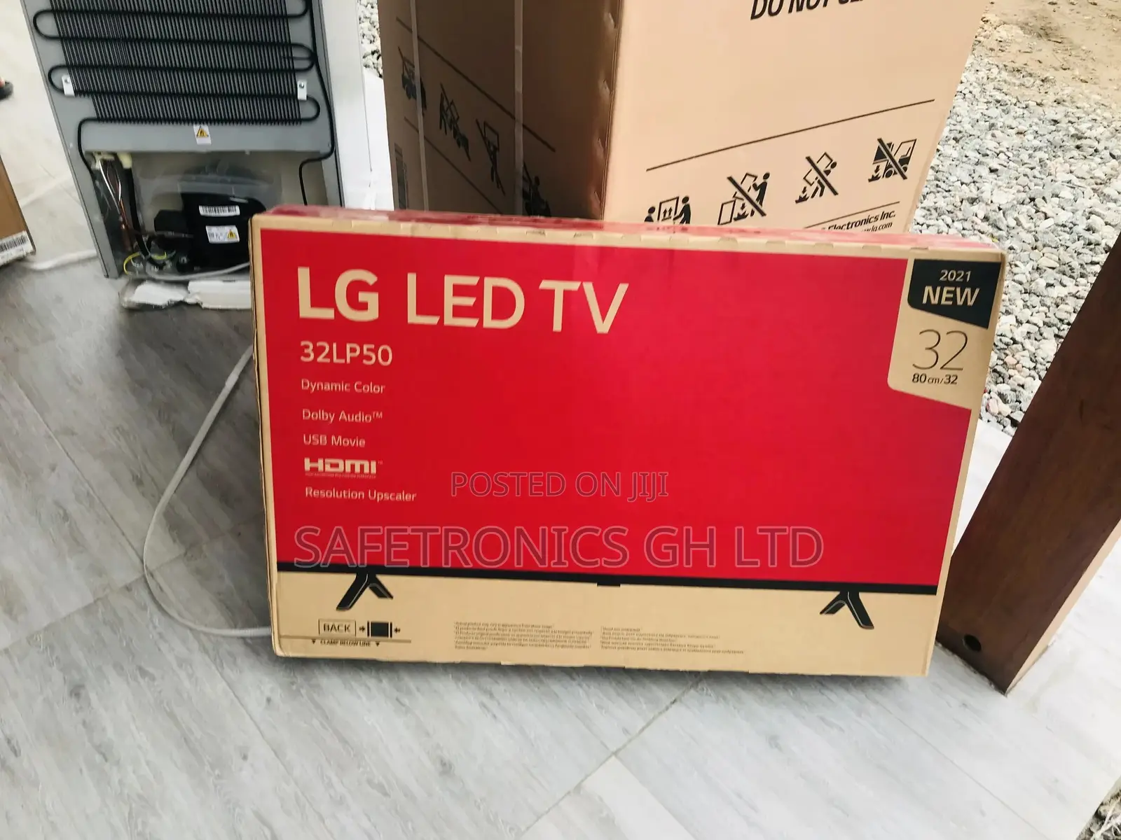 Classic Glossy 32 Inches Lg LED LP50 Tv