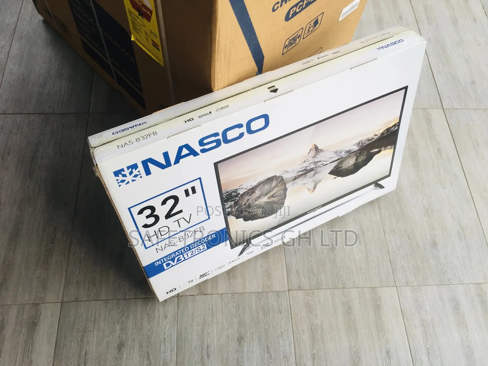 Long Lasting 32 Inches Nasco Glossy LED Tv