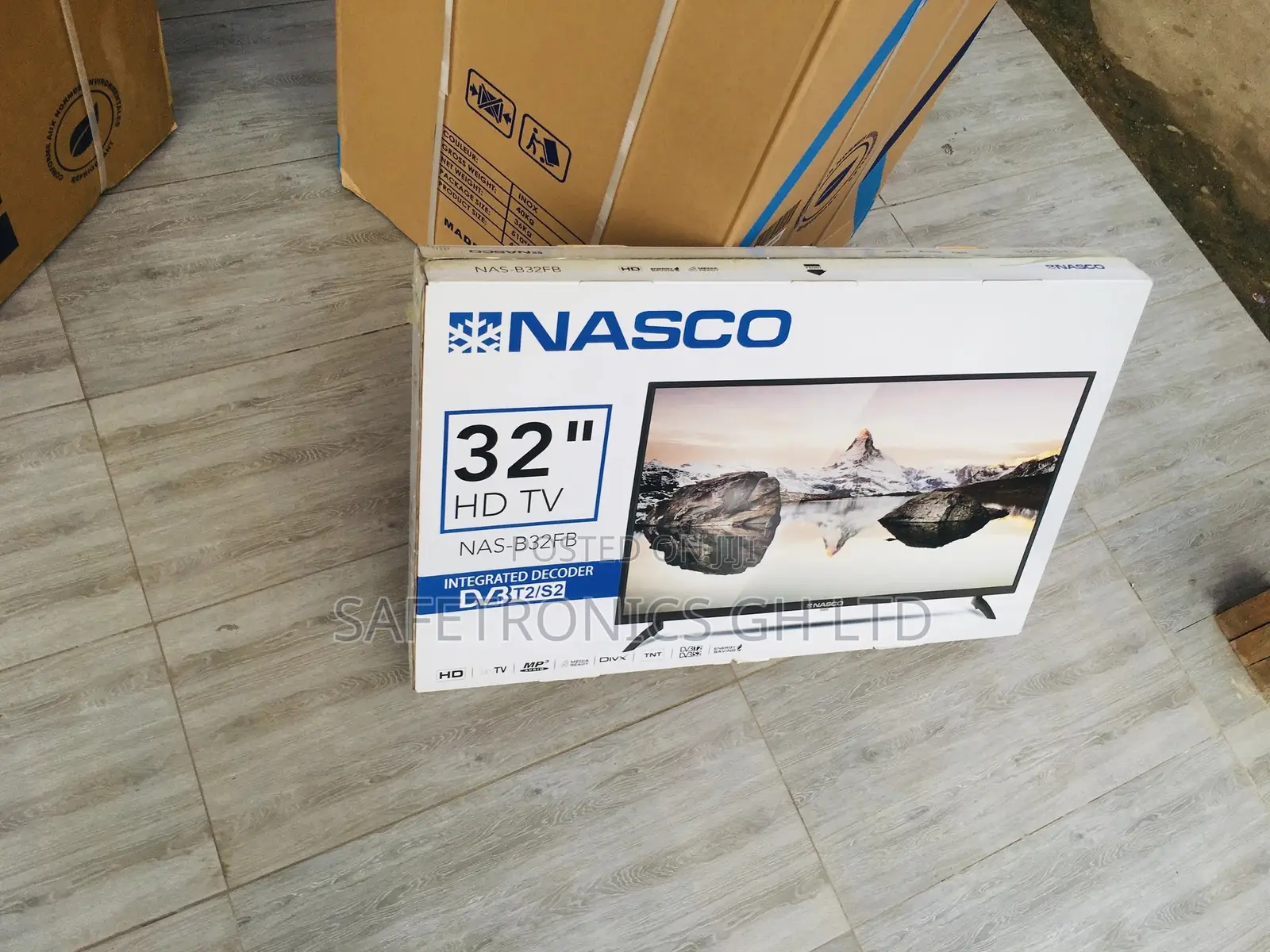 32 Inches High Efficiency Glossy Nasco LED Tv
