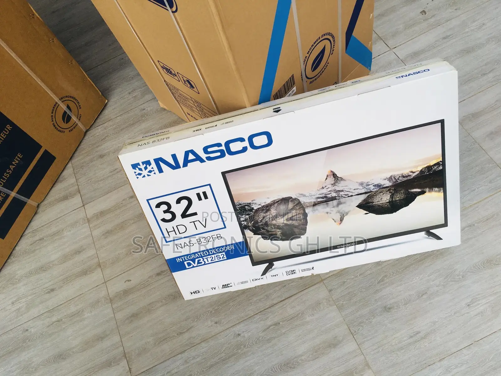 32 Inches High Efficiency Glossy Nasco LED Tv