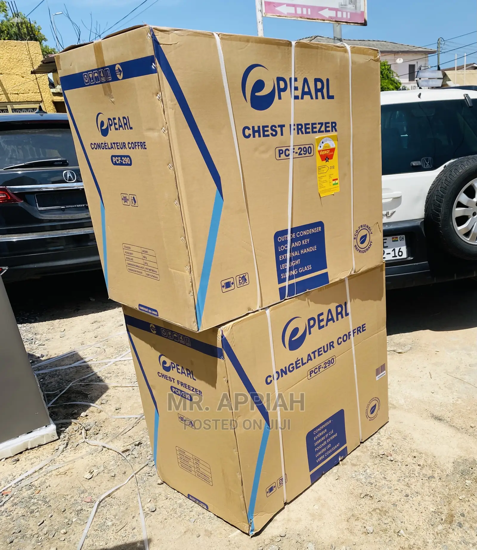 Durable Affordable Pearl PCF-290 (251L)1 Door Freezer