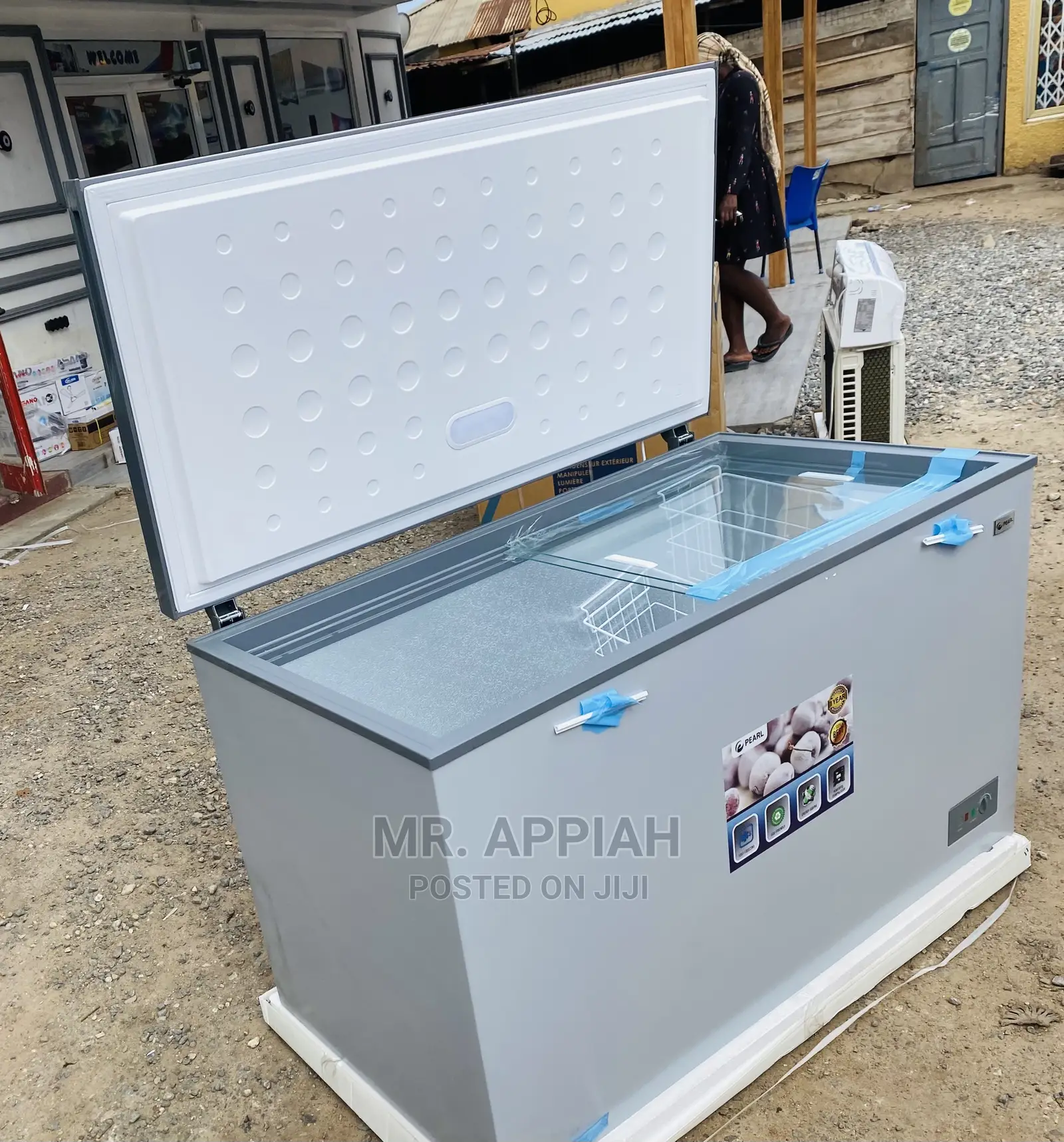 High Efficient Pearl PCF-850 (708ltr)Chest Freezer 