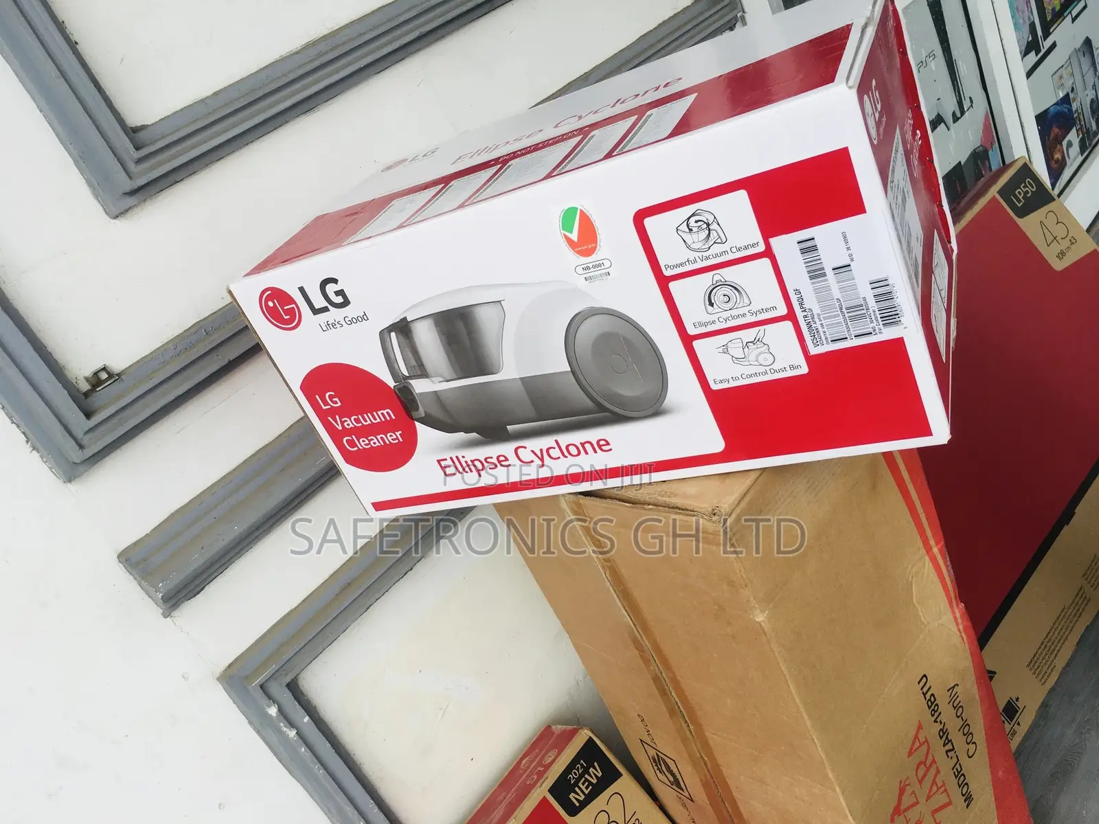 Neatly Sealed in a Box  Lg 2000w Red Vacuum Cleaner