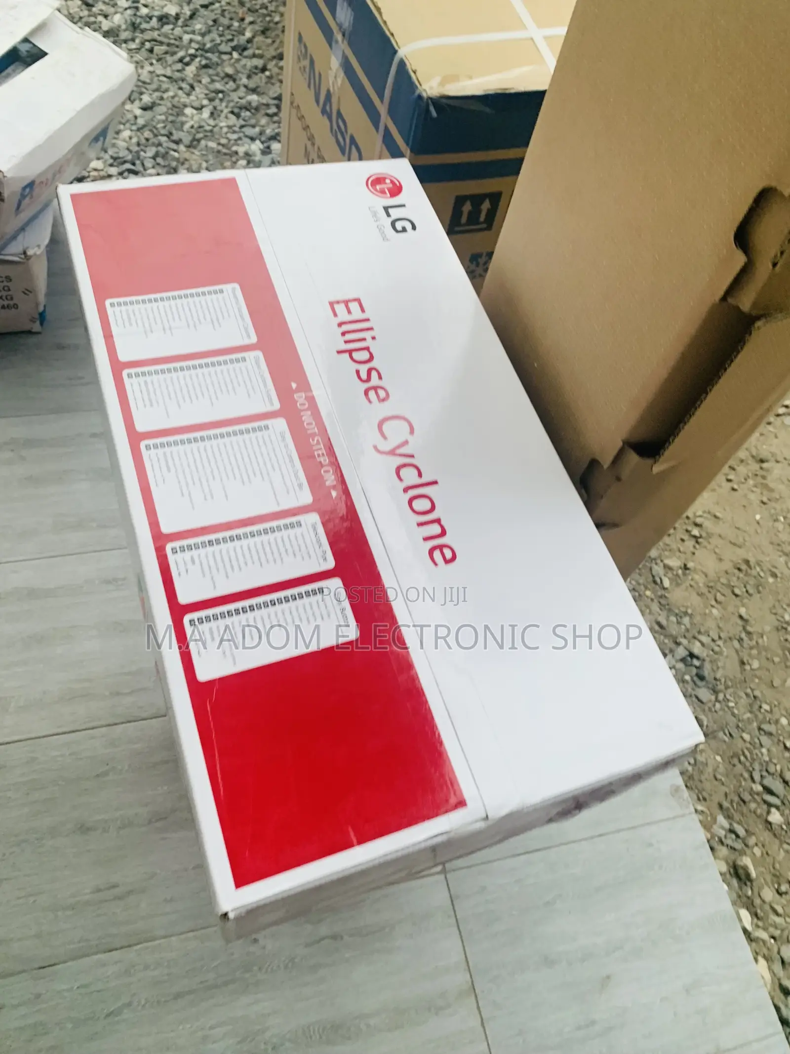 Elegant LG Vc5420nntr Vacuum Cleaner - Red
