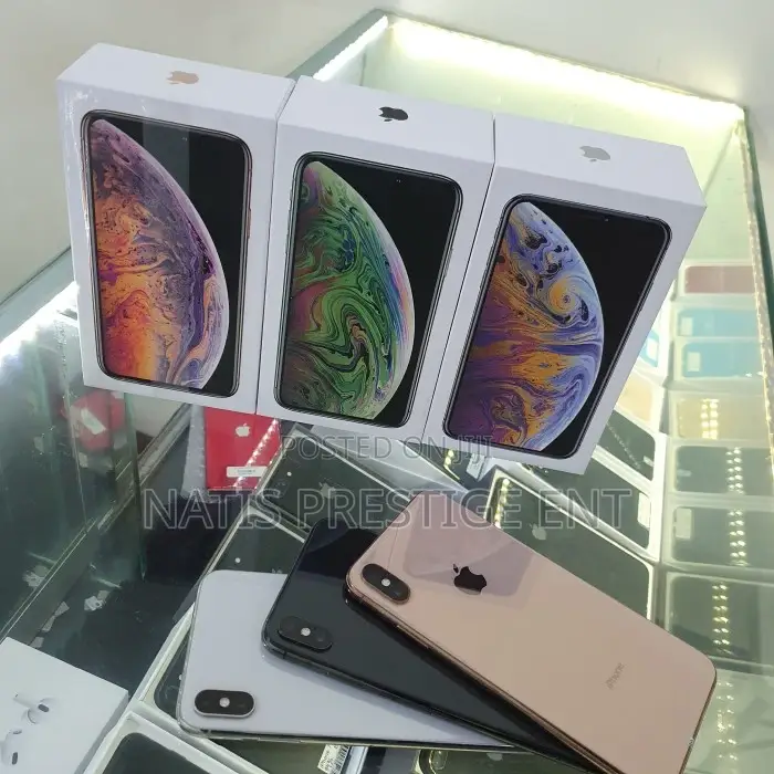 New Apple iPhone XS 256 GB Black