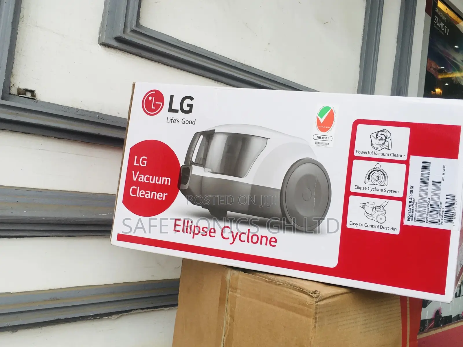 Great Offer on Red LG 2000W Vacuum Electric Cleaner