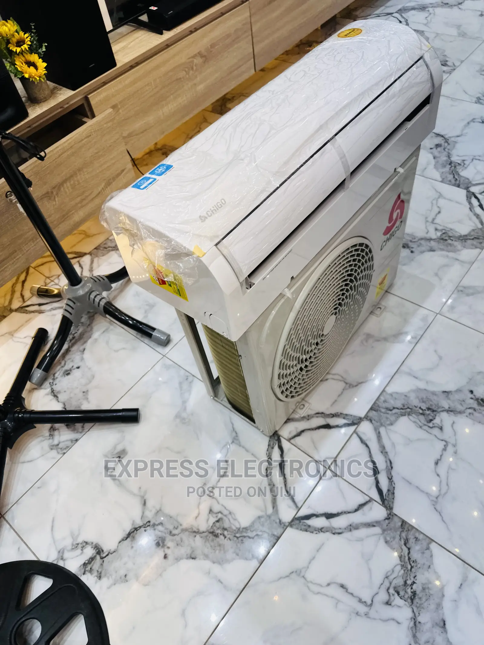 2.5hp Split R410 Experience Cool  Airflow Chigo AC