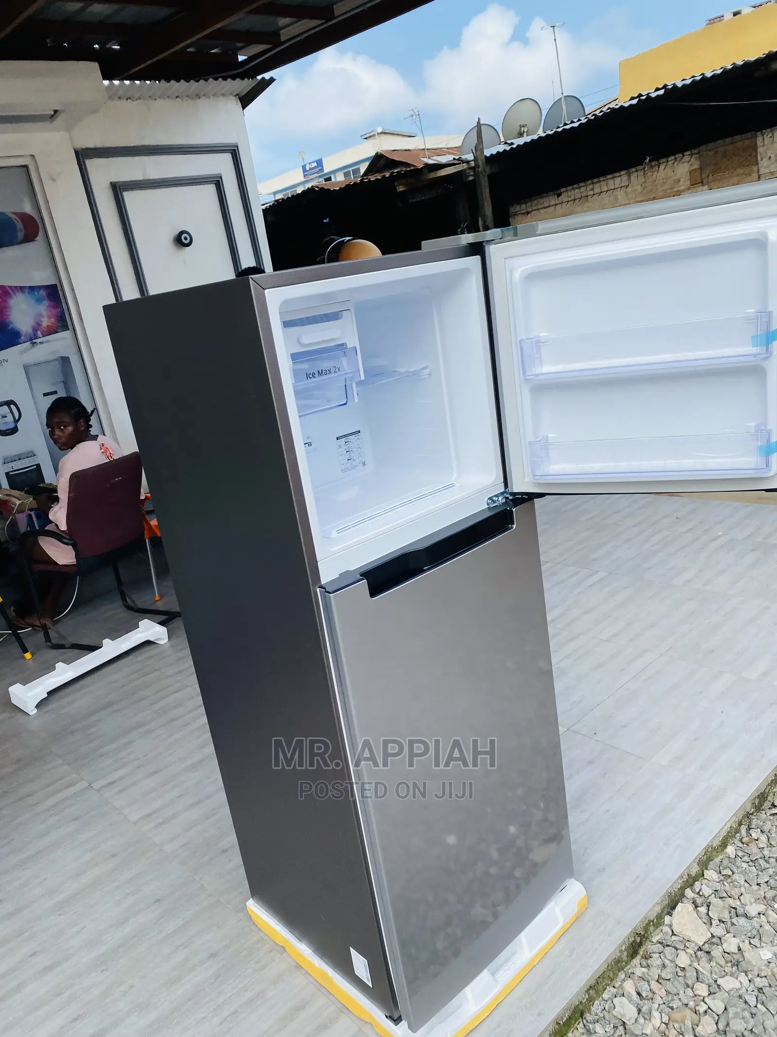 Grab 280ltr Samsung Double Door Fridge(Rt28)For Less Price.