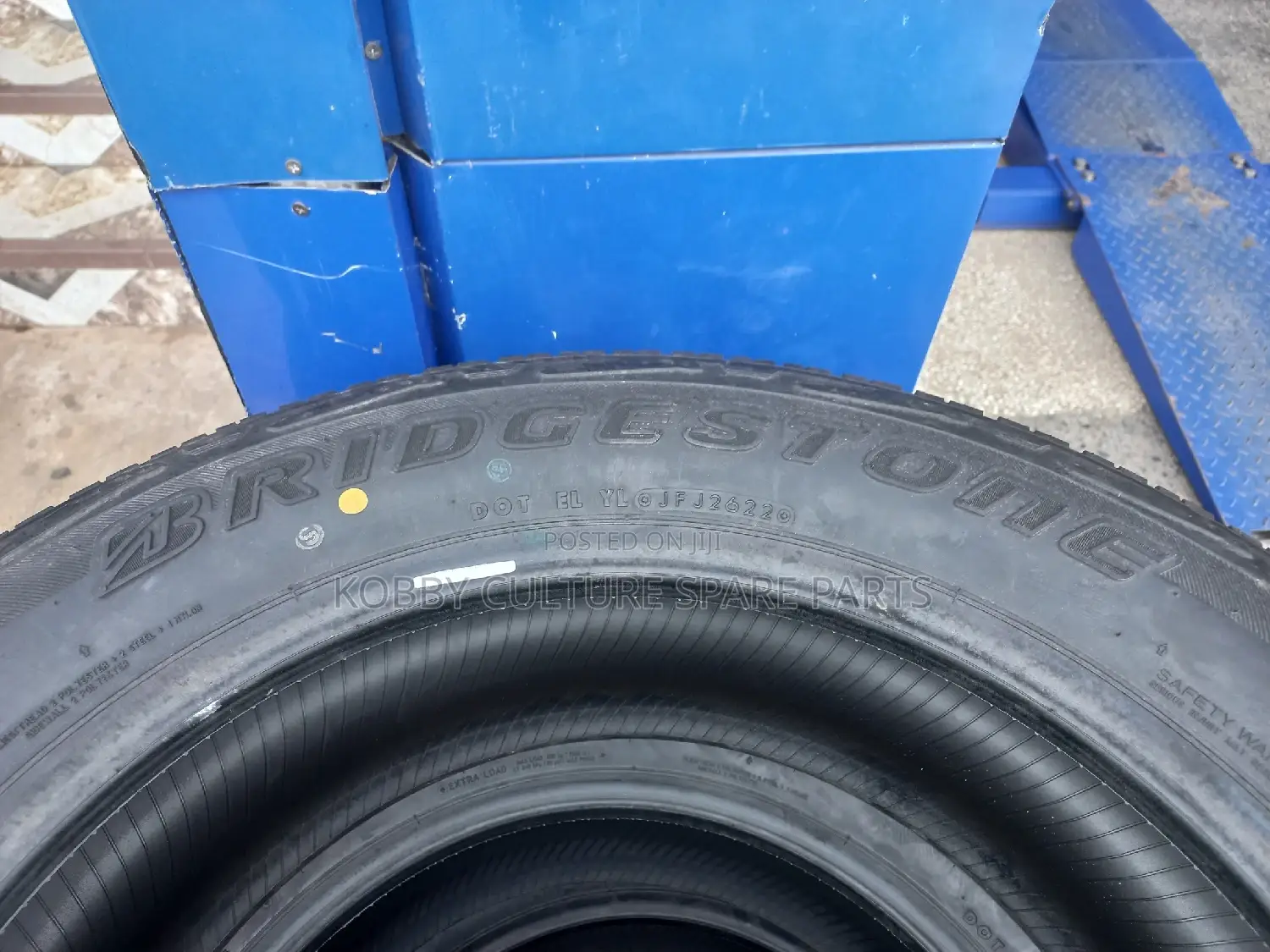 Original Bridgestone 265/55 R20