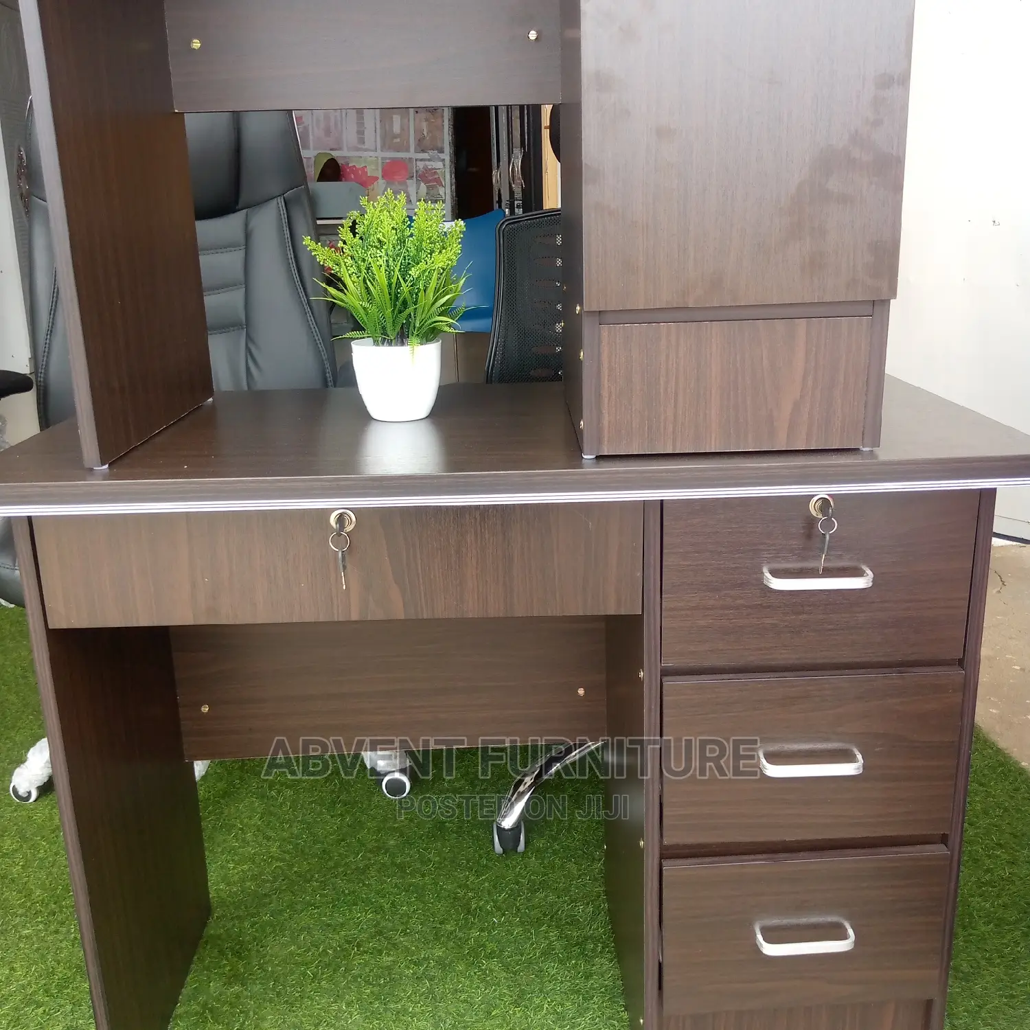 Office Desk