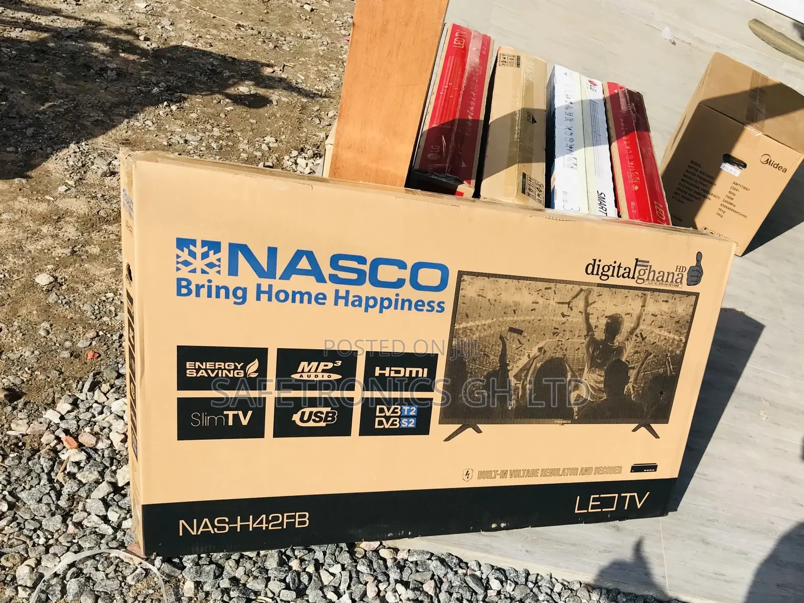 Nasco Adjustable 42 Inches Glossy LED Tv