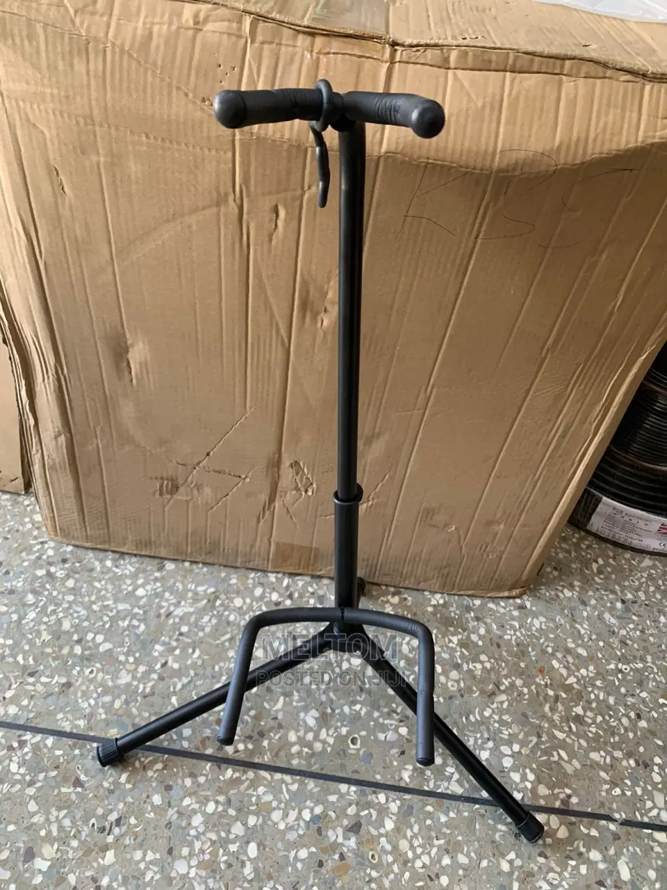 Standard Guitar Stand