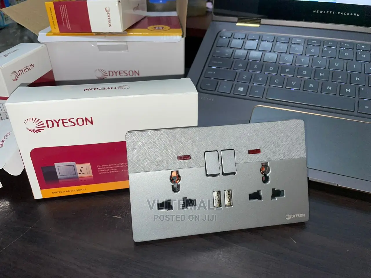 Dyeson Double Socket With USB Gray(R2.5)