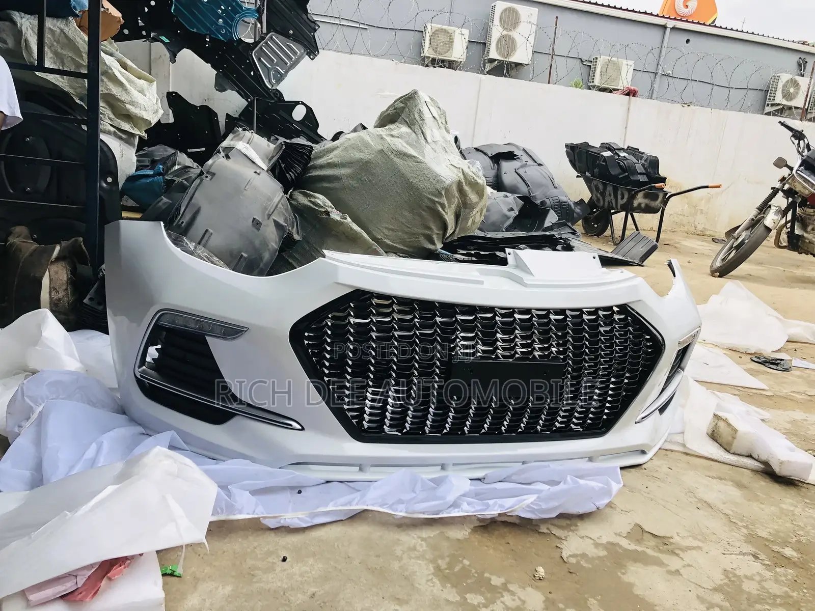Elantra 2012 14 Front Bumper Complete Spec