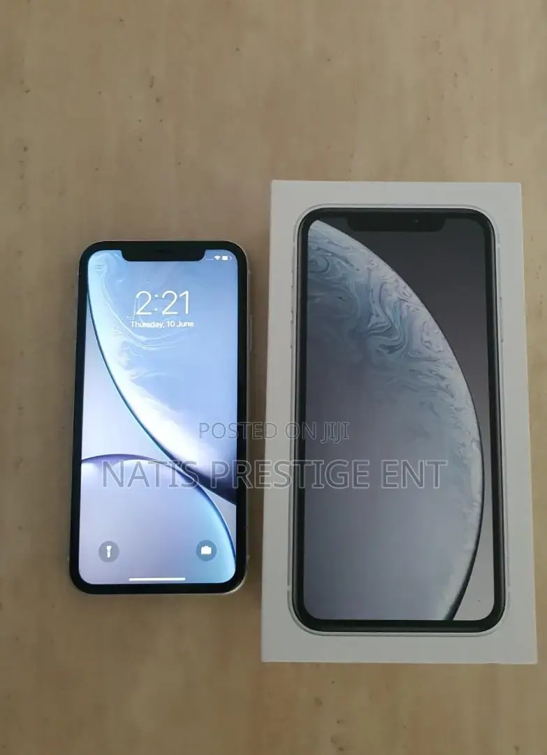 New Apple iPhone XR 128 GB Black