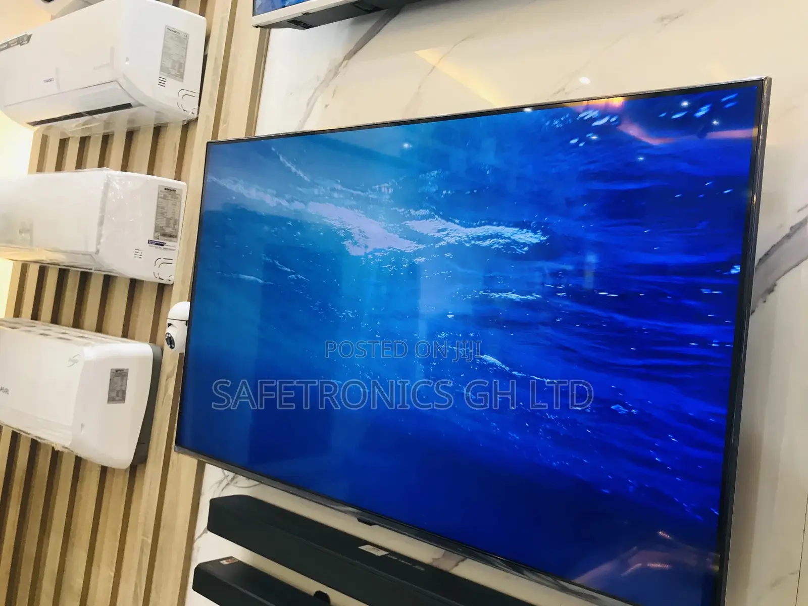 Crystal UHD LED 85 Inches Glossy Samsung Clear BU80 Tv