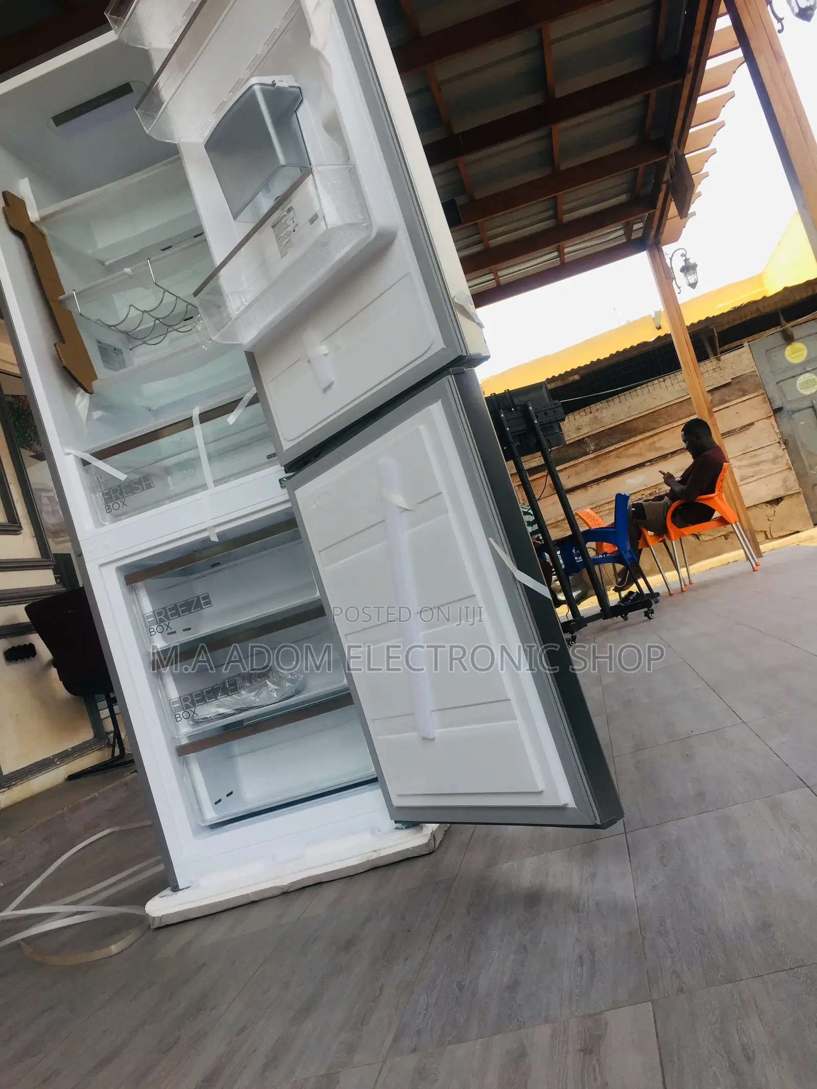 Designer Midea 170L Double Door Bottom Freezer Mdrb242fgf42