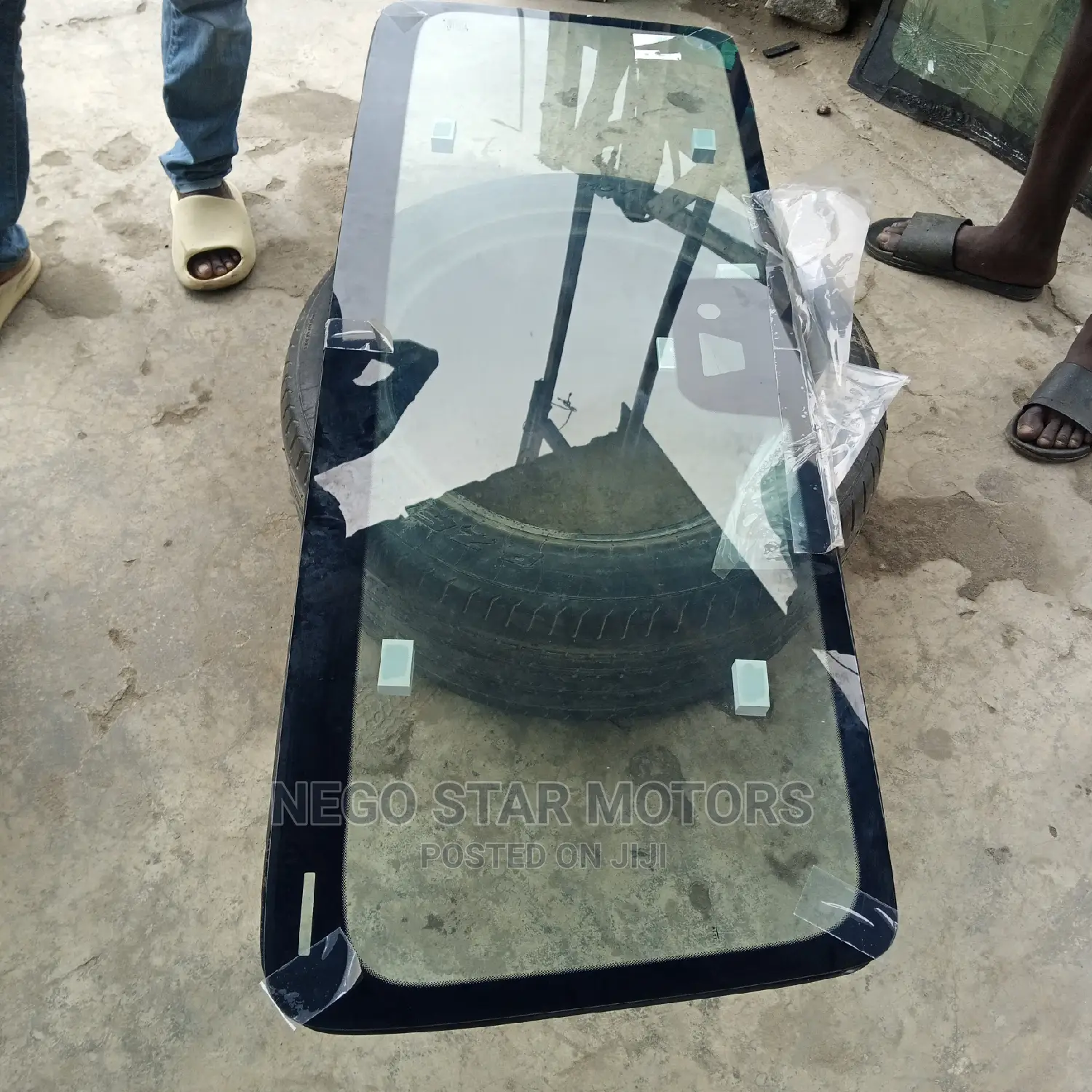 Mercedes Benz G Wagon 2021 Front Windscreen Camera Type
