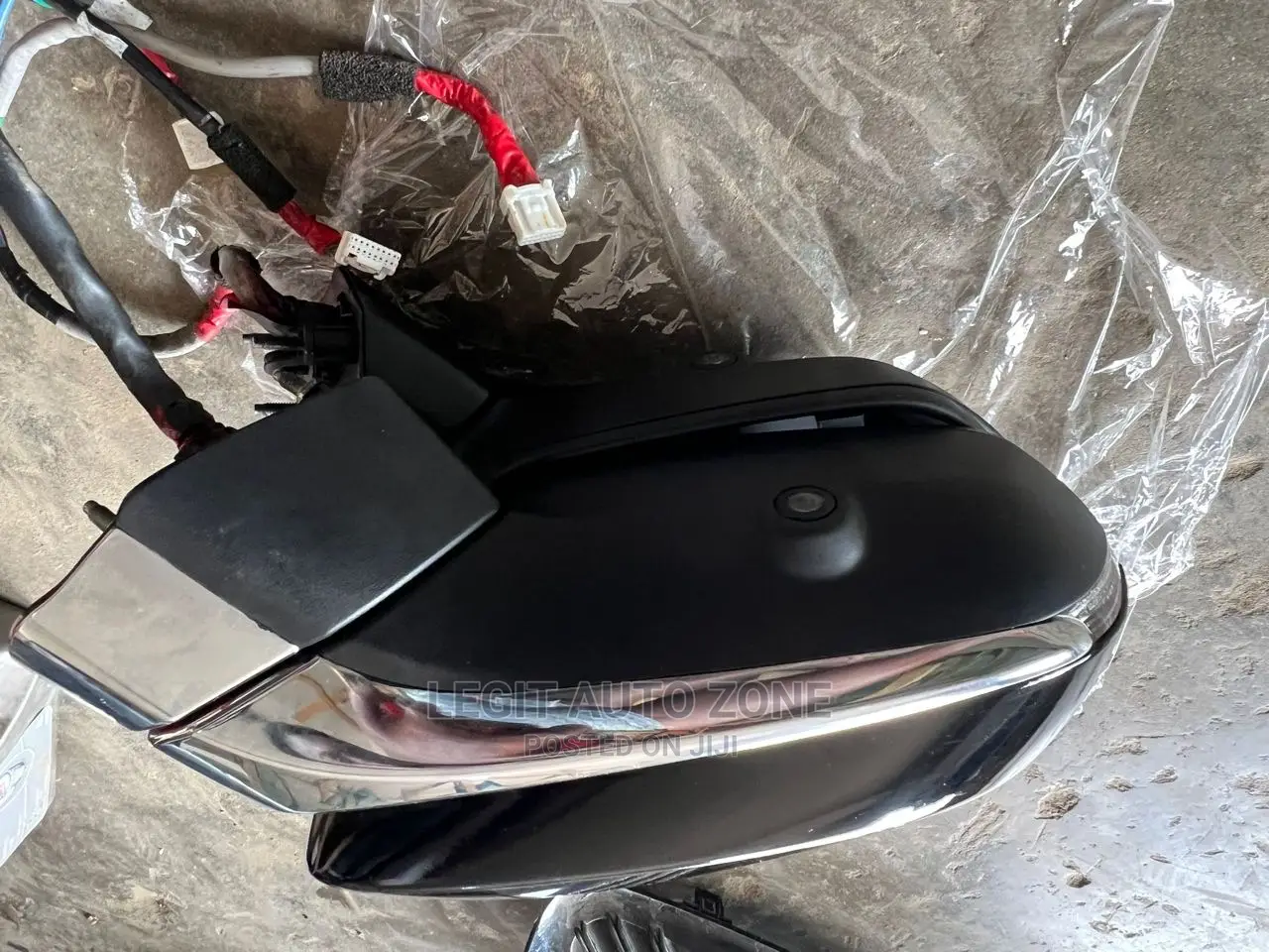 Lexus RX 350 Complete Mirror With Sensor and Camera