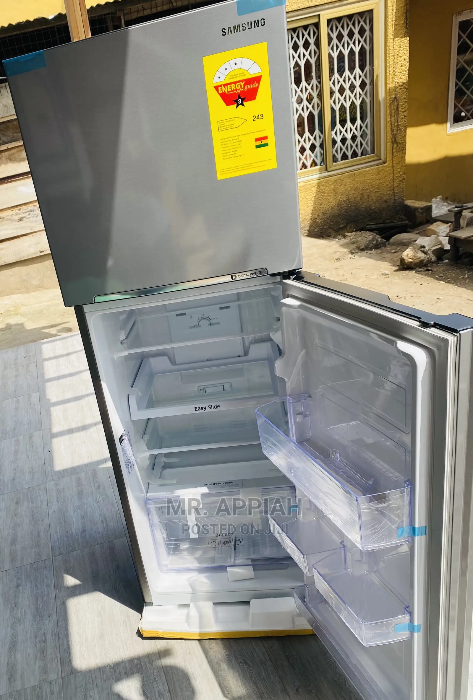 Sealed Samsung Rt31 Top Freezer Fridge(Gray) 