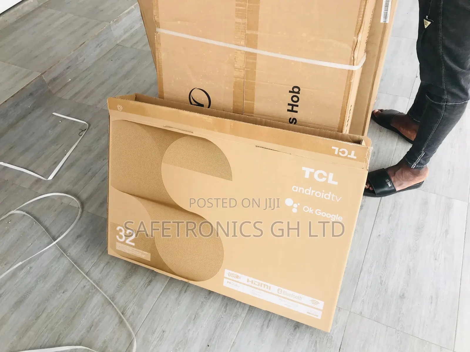 HDR TCL 32 Inches LED S5400A Glossy Tv