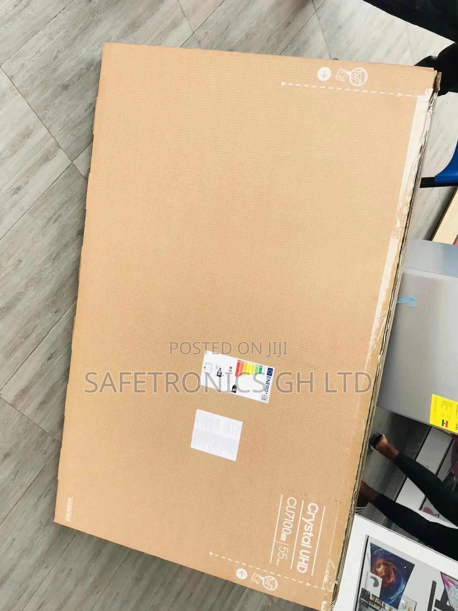 Neatly Sealed Samsung 55 Inches Glossy Cu7172 Led Smart Tv