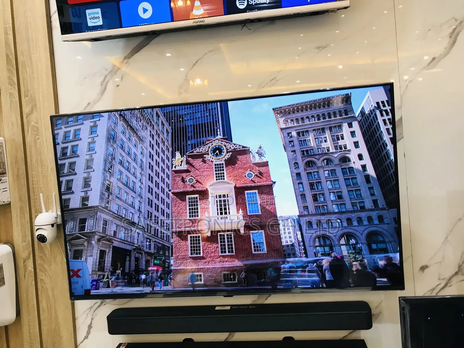 Neatly Boxed 65 Inches Glossy Oled Lg  Tv
