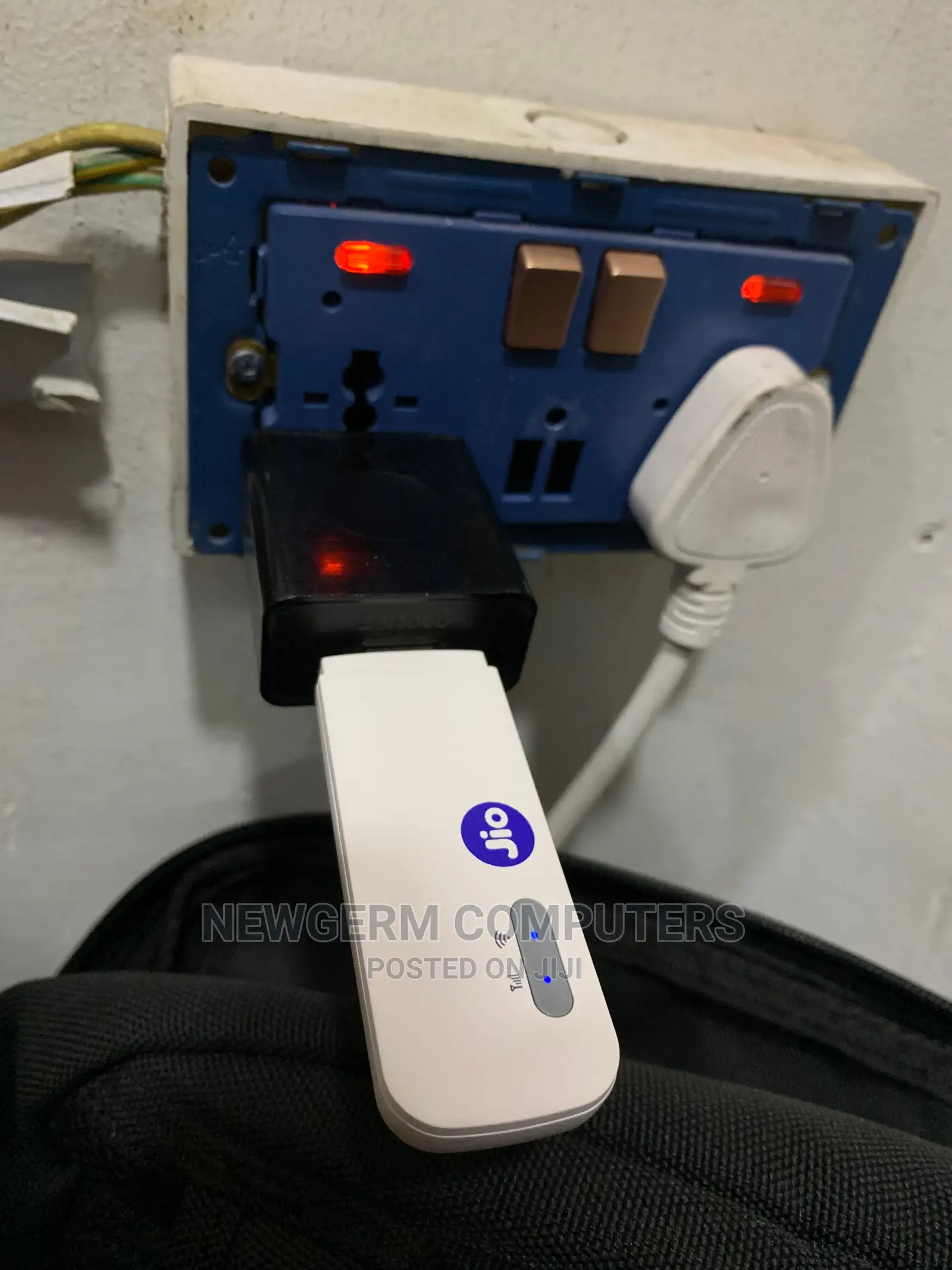 Jio 4G Modem With Wifi Hotspot UNIVERSAL