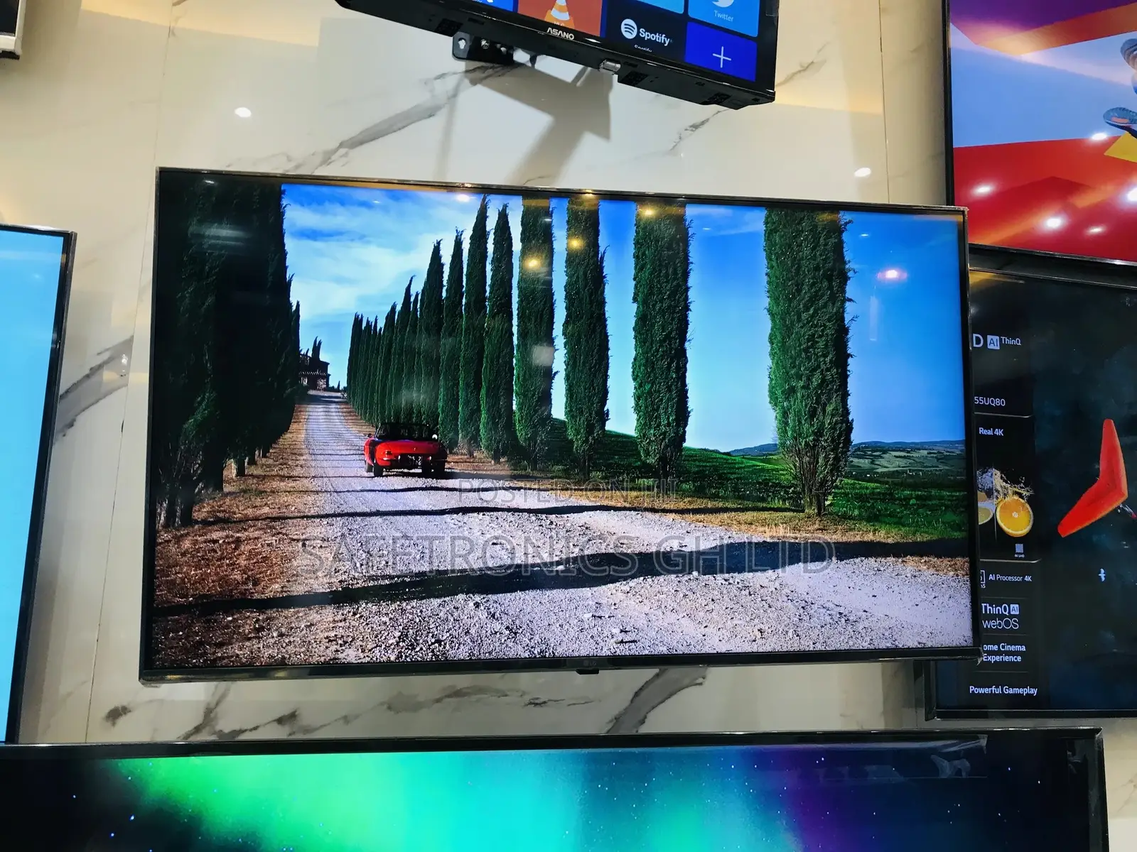 BU80 Samsung Lastest 65 Inches Glossy LED  Tv