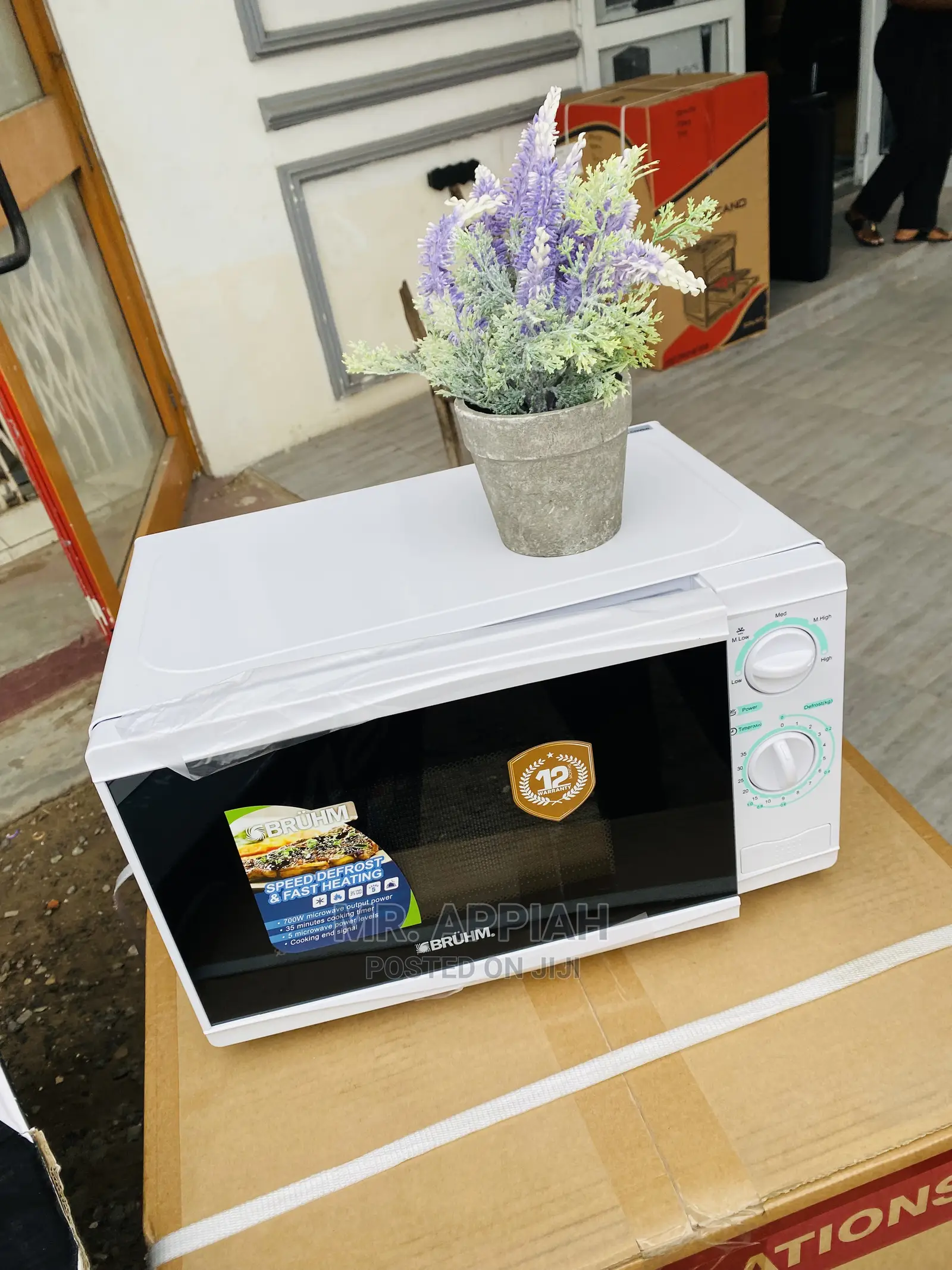 Fast,Reliable Affordable Midea,White BMM-20mmw 20LMicrowave