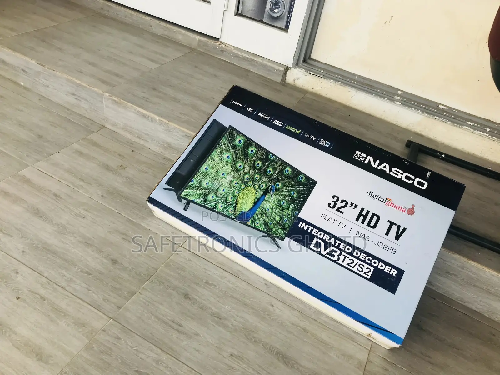 32 Inches Glossy Nasco Digital Satellite Tv