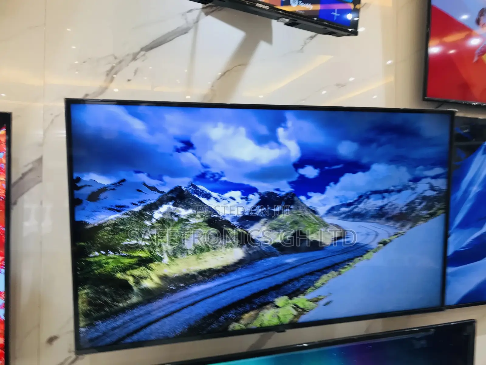 Super Powerful Smart Lg 55 Inches Glossy UQ75 LED Tv