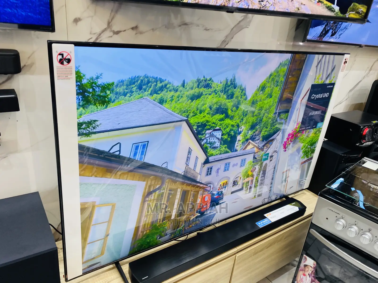 Newly in Stock(70UR80003)LG 70 Uhd LED Tv(Black) 