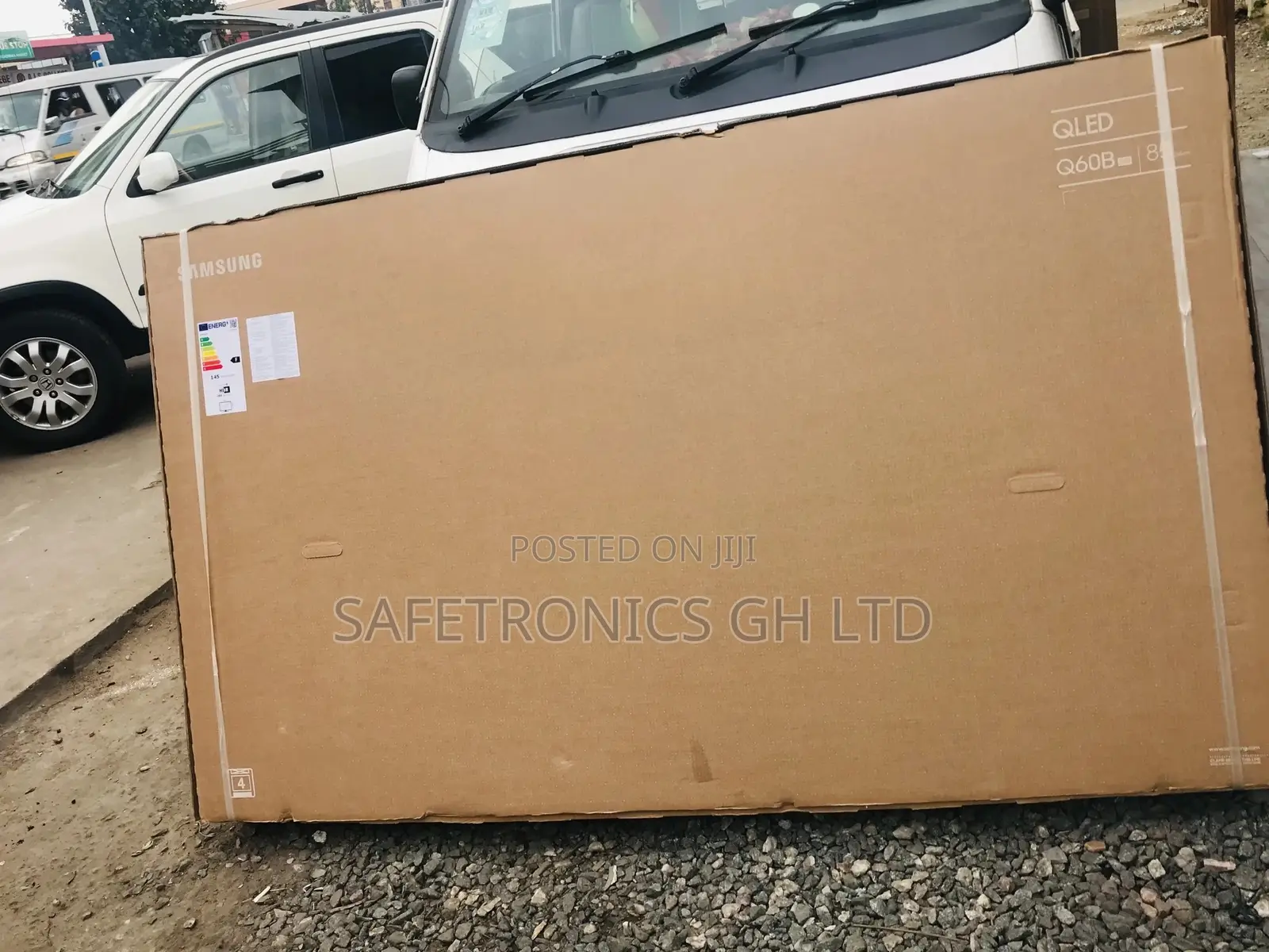 Extremely Quiet Smart Q60B Samsung UHD 85 Inches QLED Tv