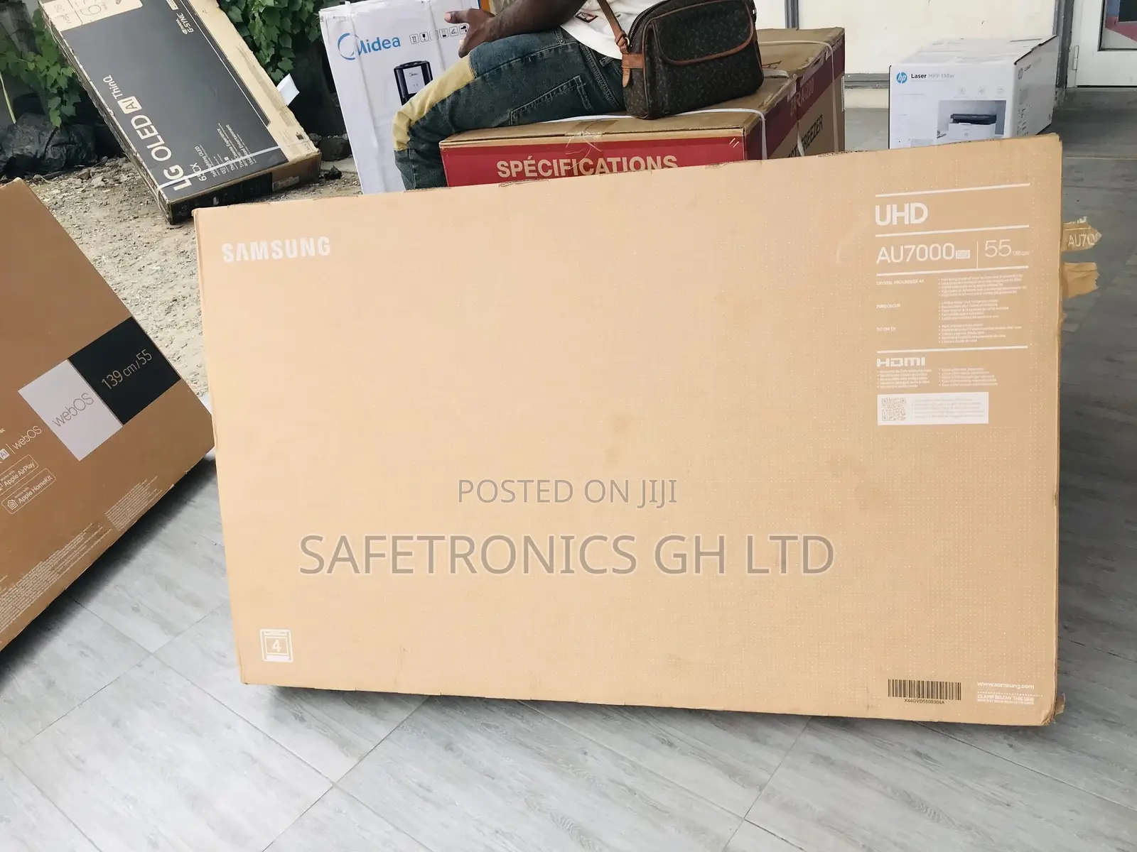Authentic Samsung 55 Inches Glossy Led Au70 Tv